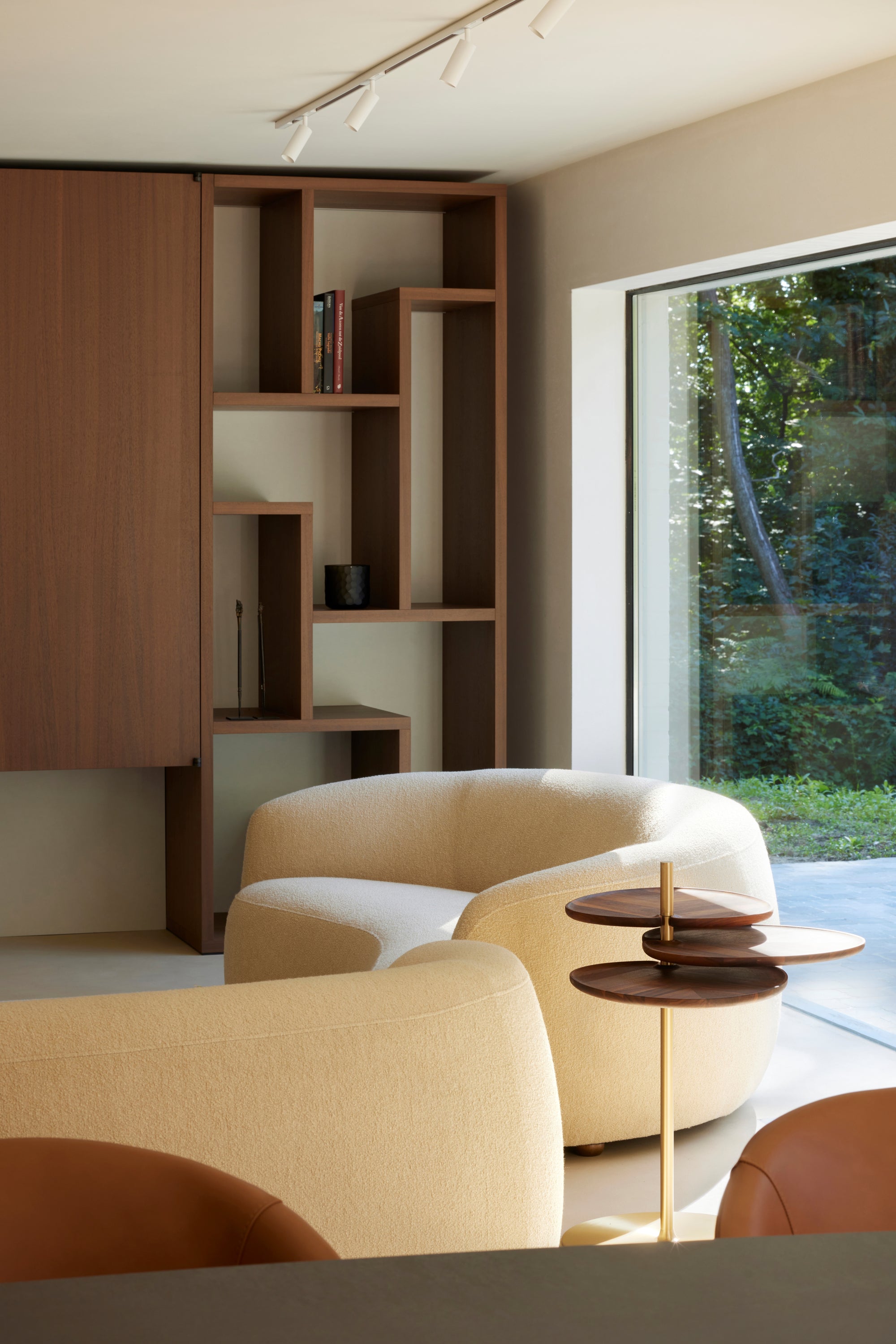 Leaf-3 Side Table