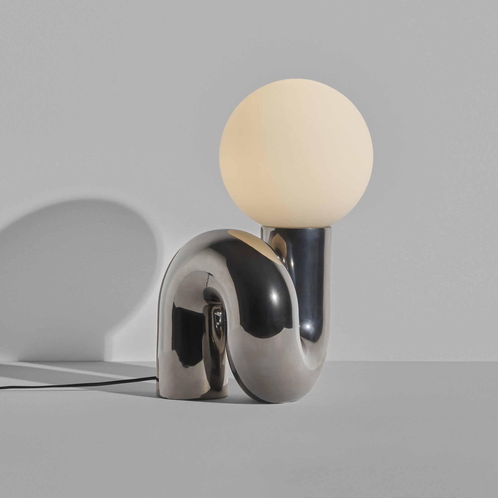 Neotenic Table Lamp