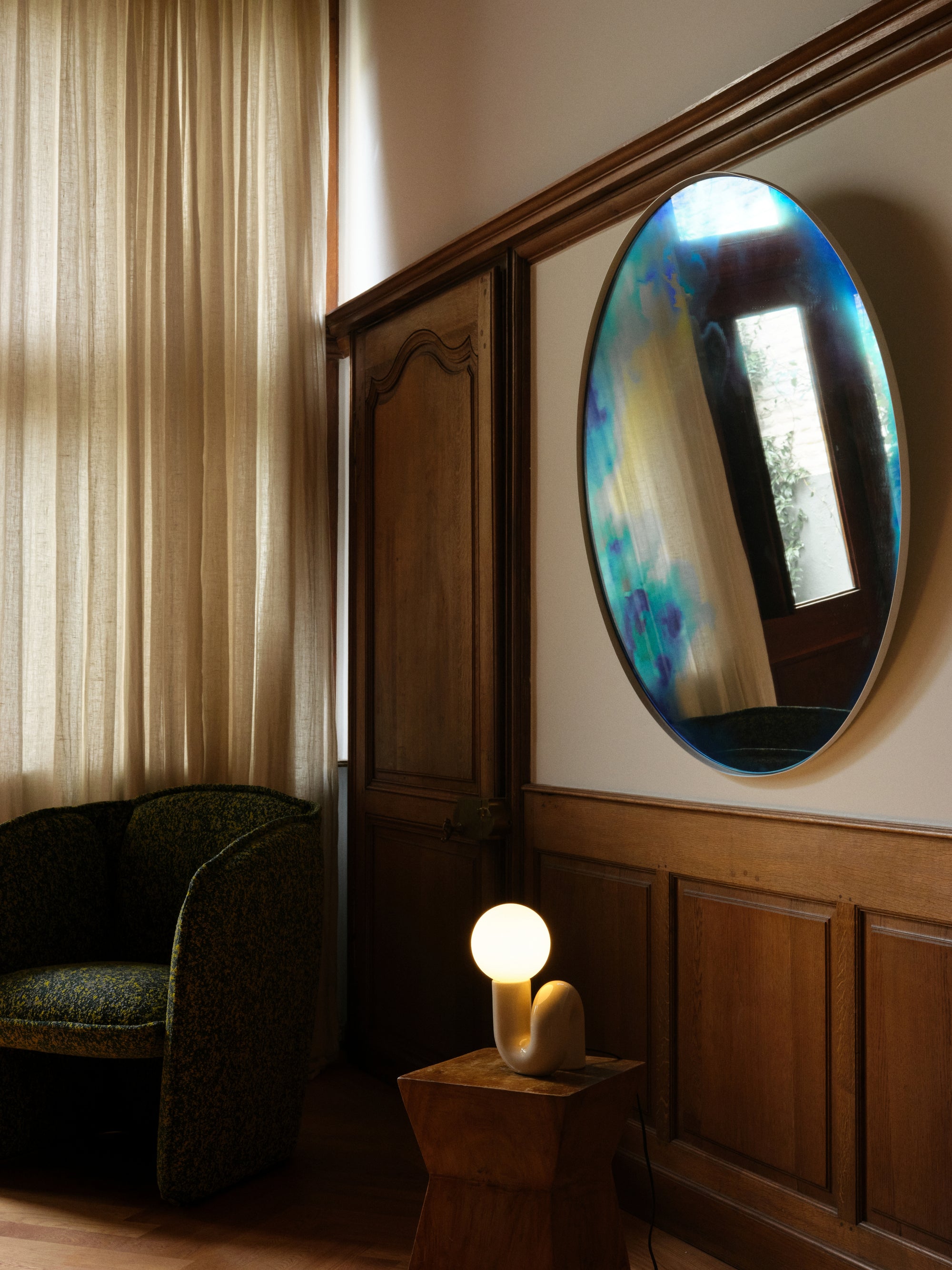 Neotenic Table Lamp