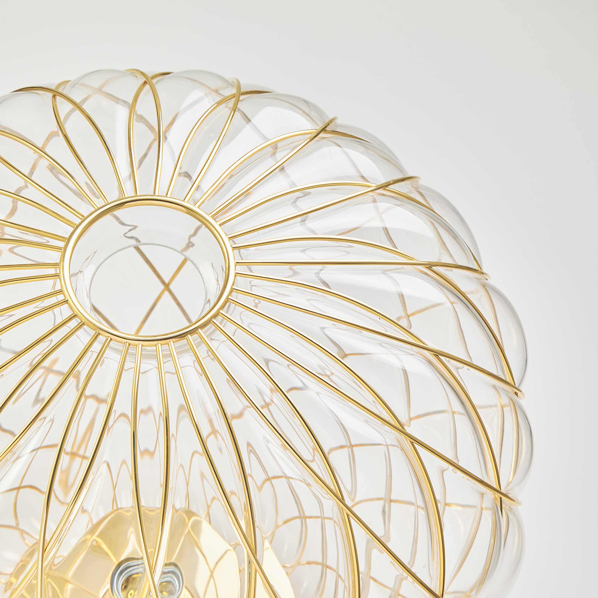 Pinecone Table Lamp