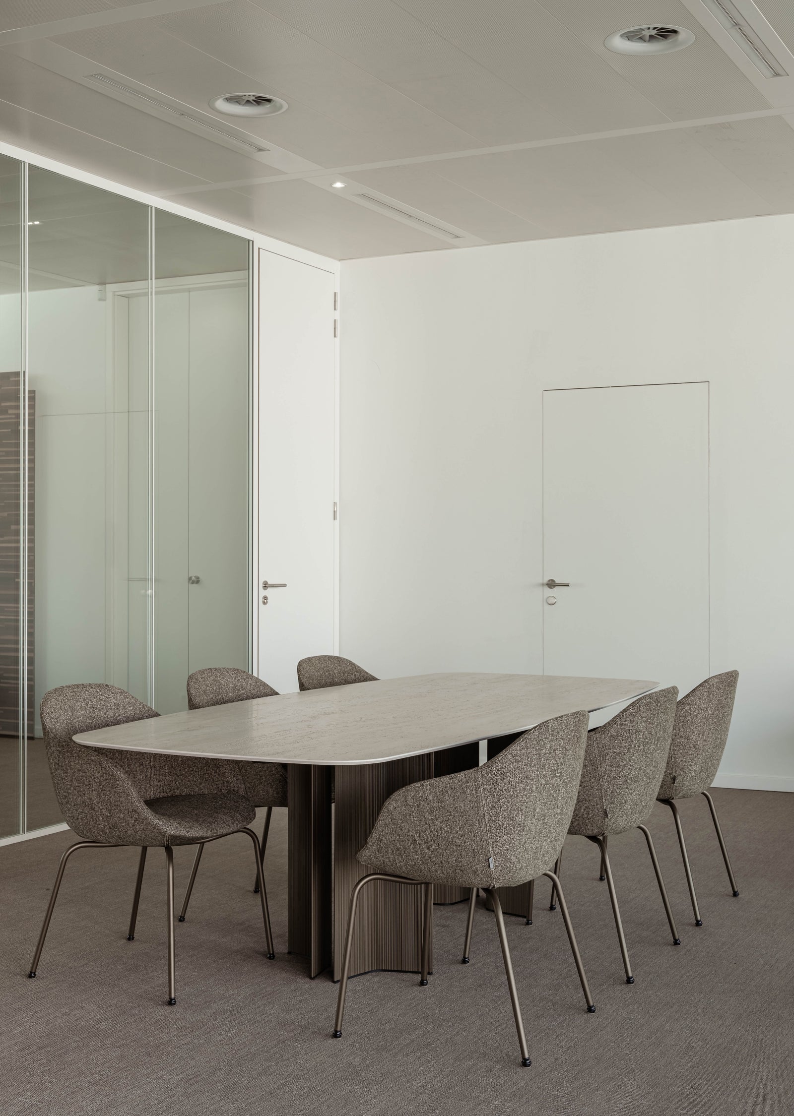 Nido Dining Chair — Tube Base