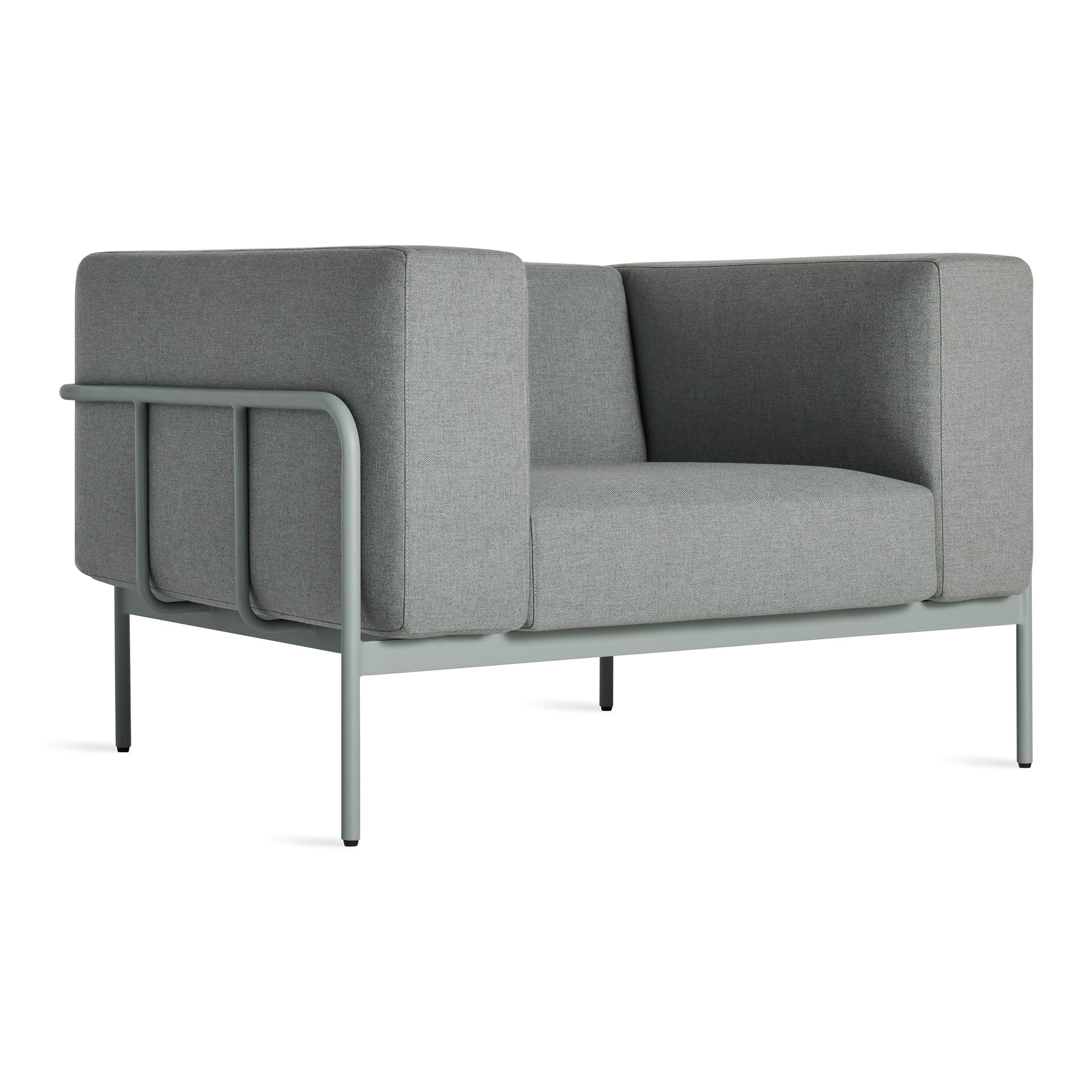 Cache Lounge Chair — Outdoor