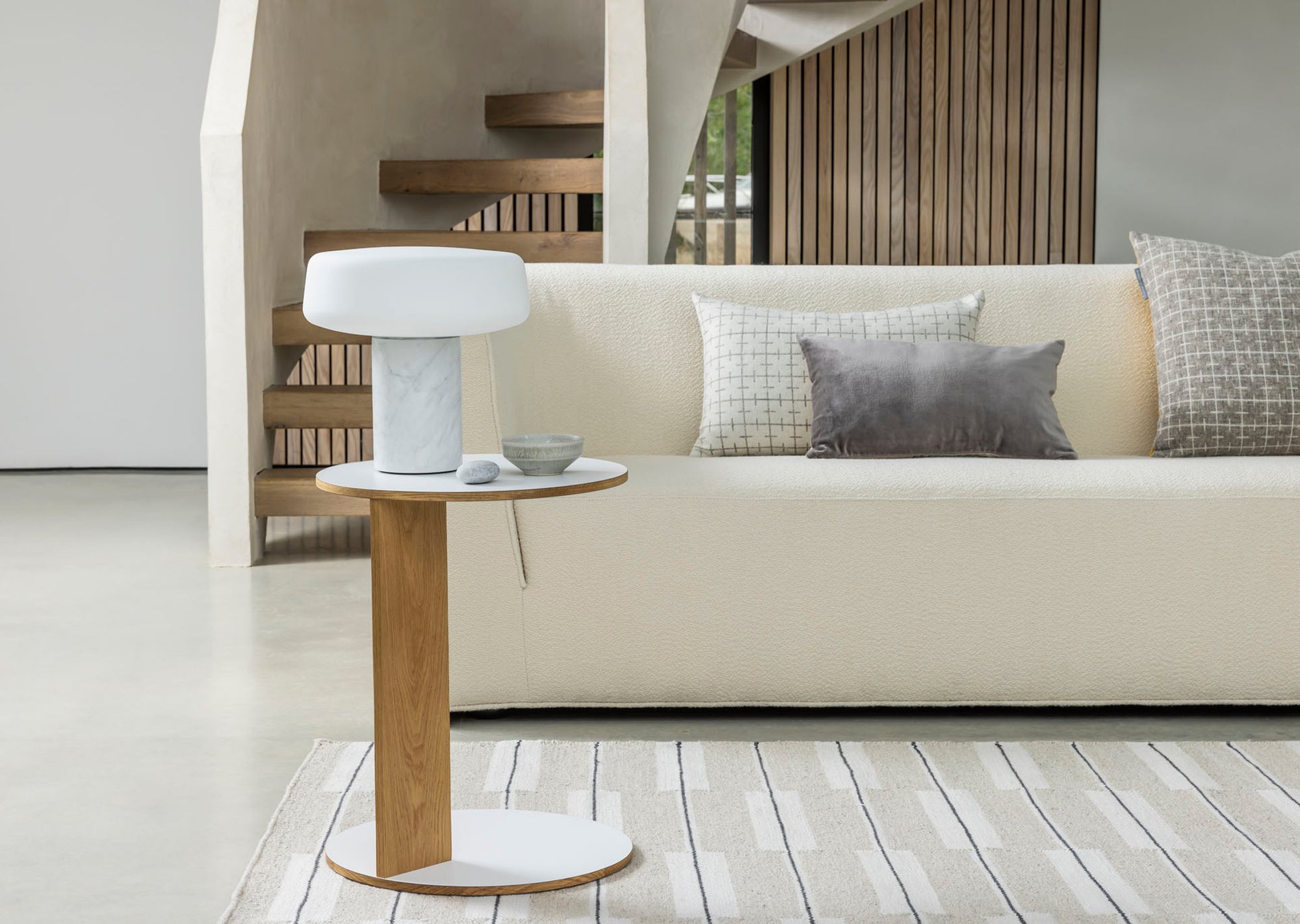 Overhang Table