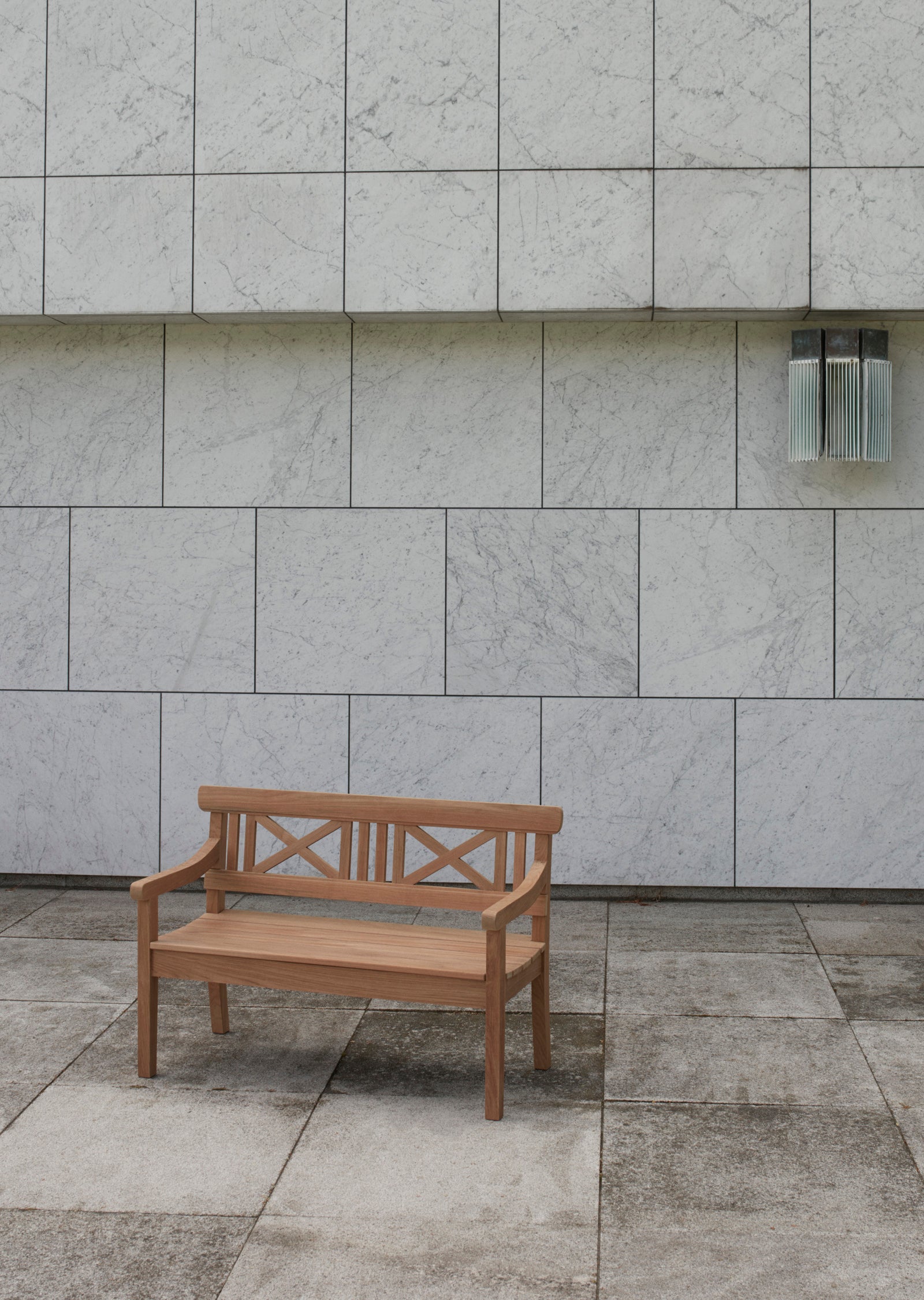 Drachmann Bench