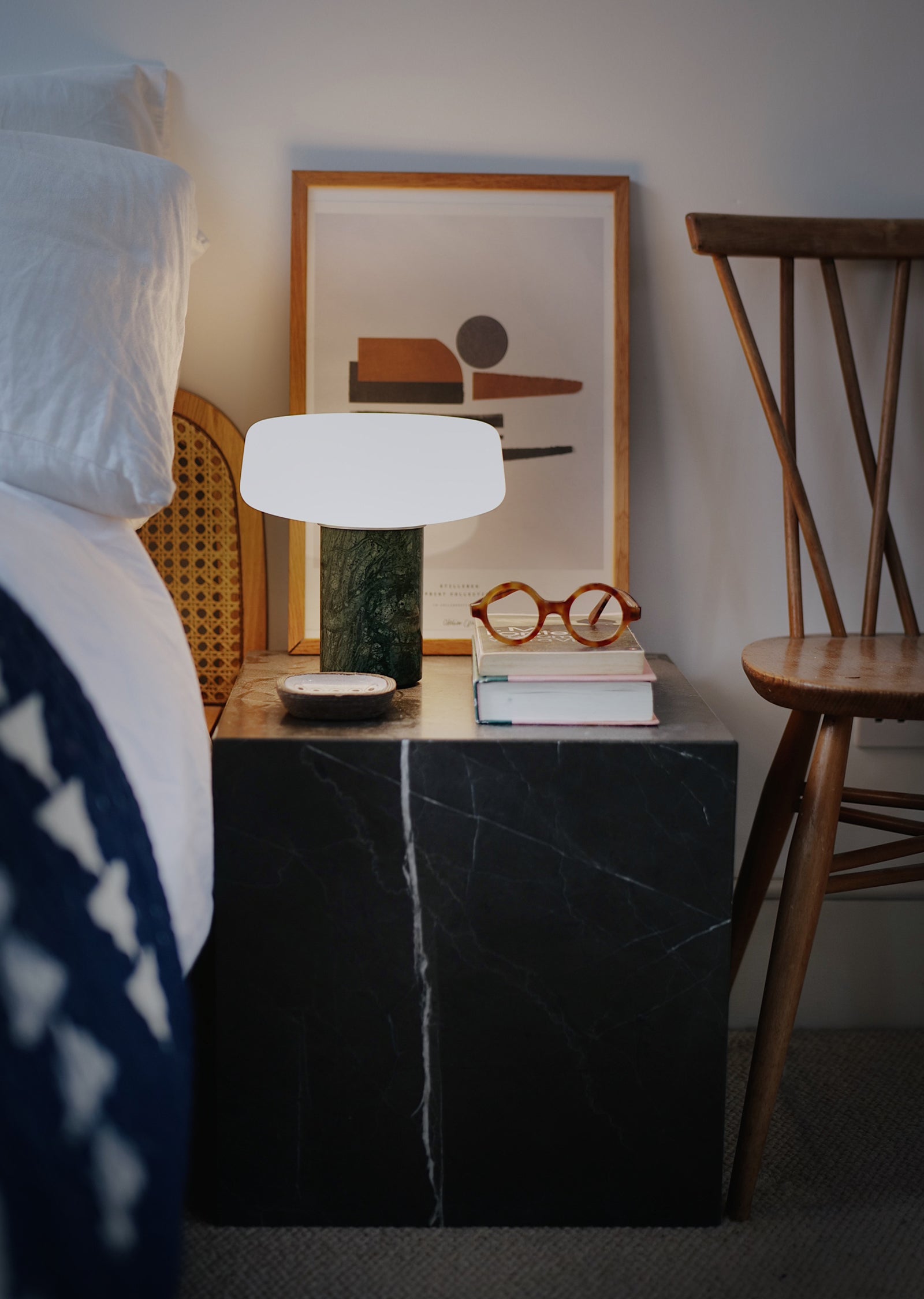 Solid Table Lamp