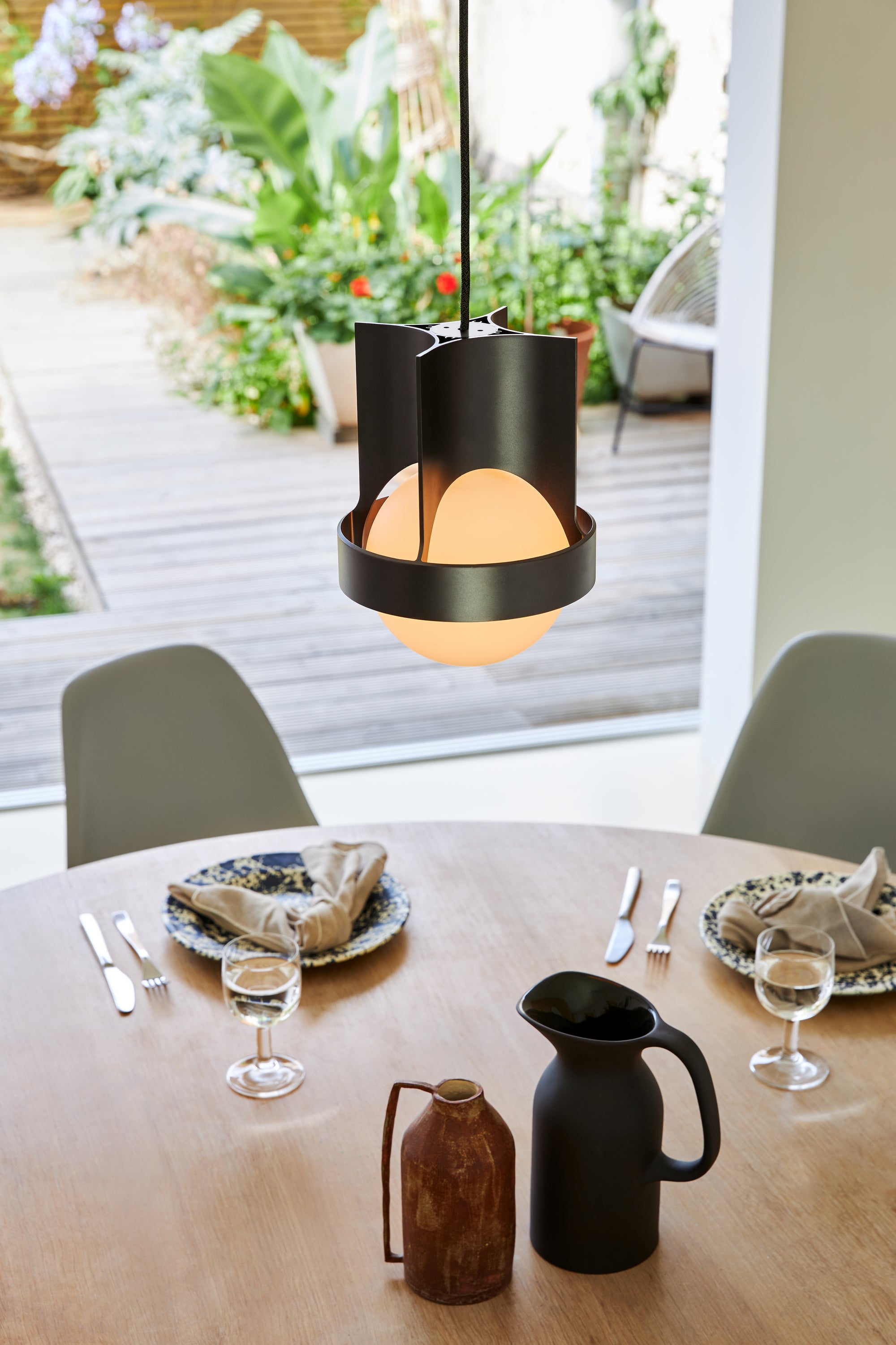 Loop Single Pendant Lamp