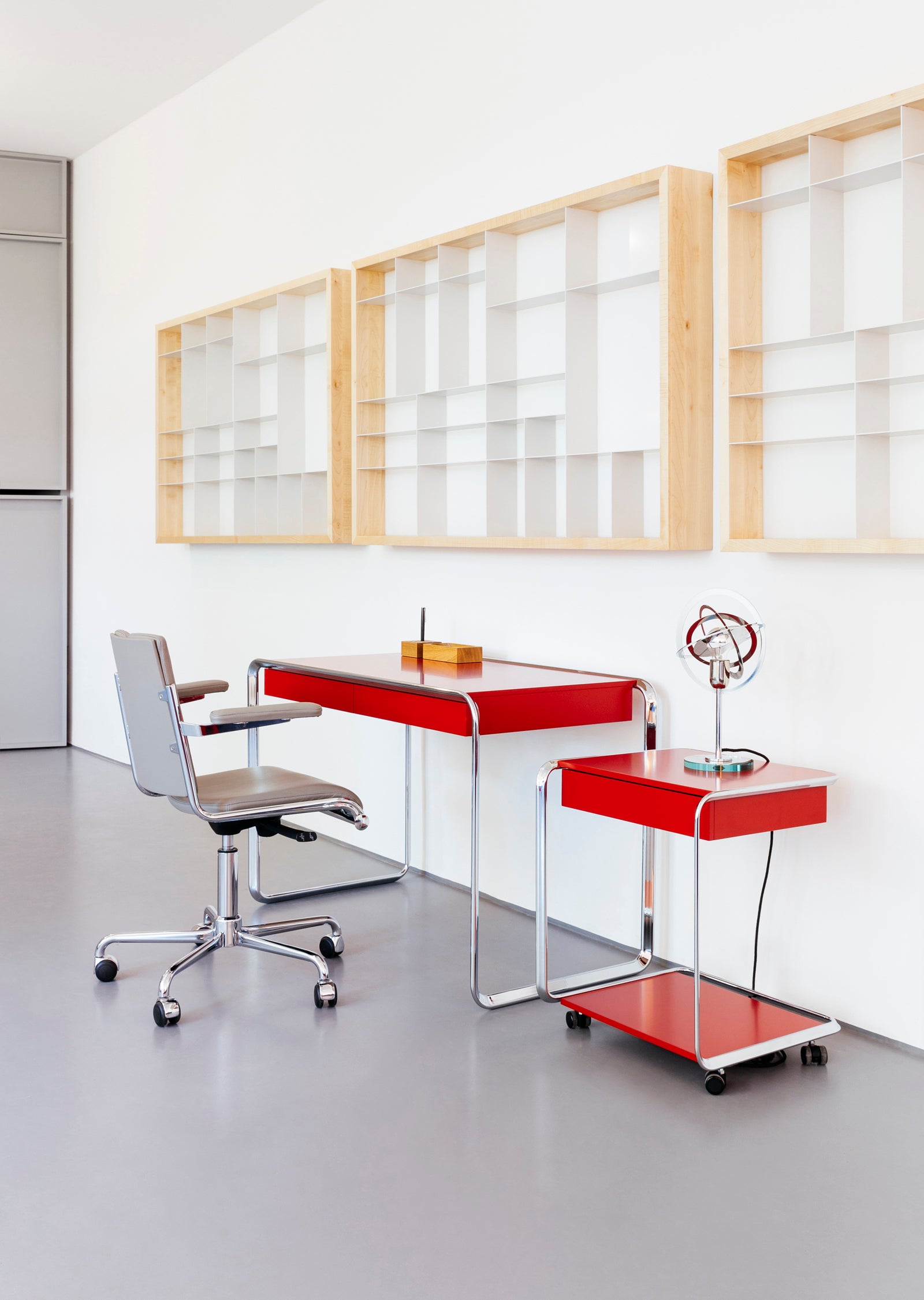 D12 Desk Chair
