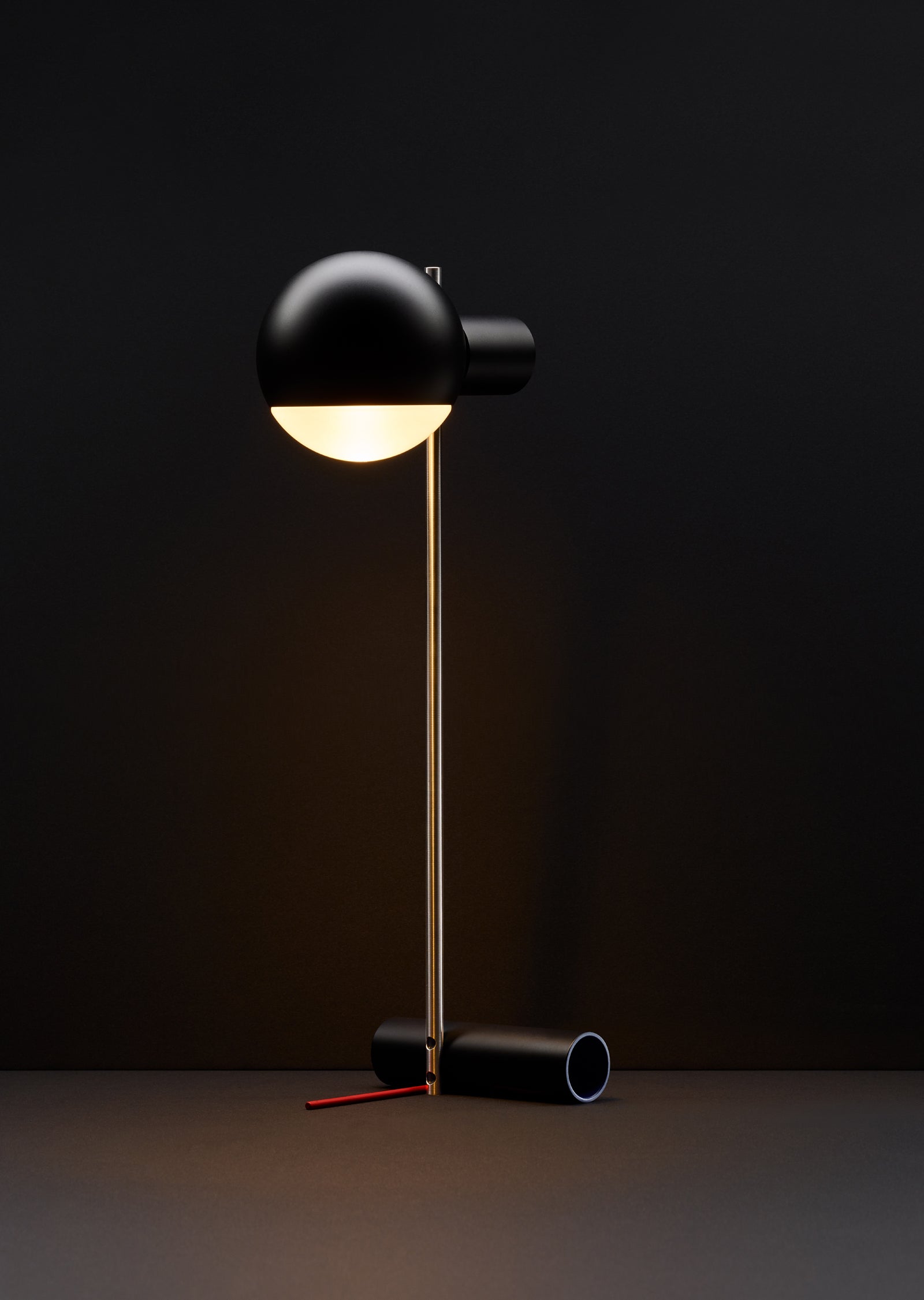 L25 Table Lamp — CE