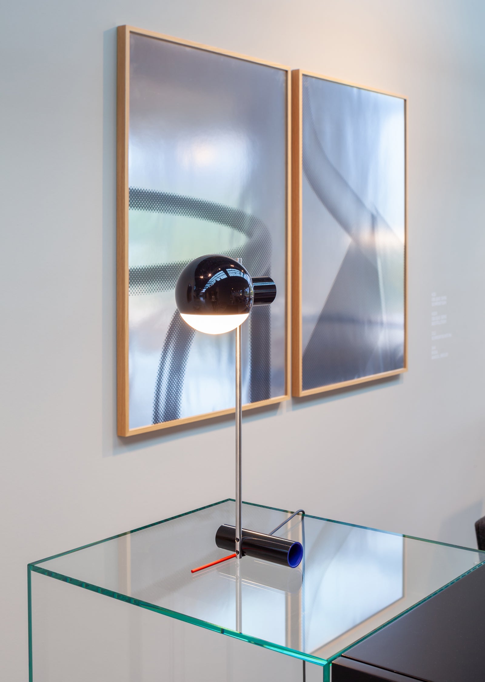 L25 Table Lamp — CE