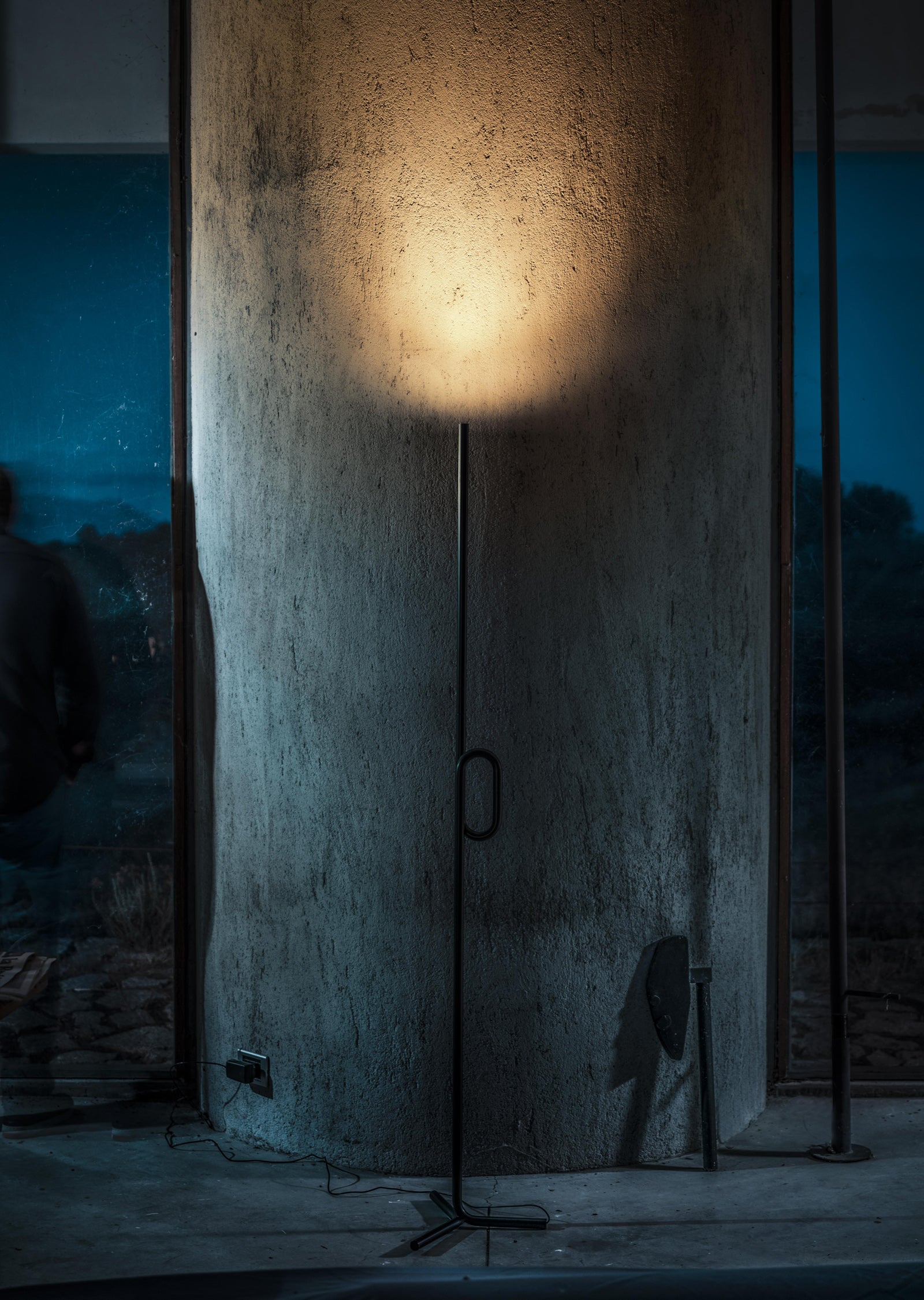 Tobia Floor Lamp