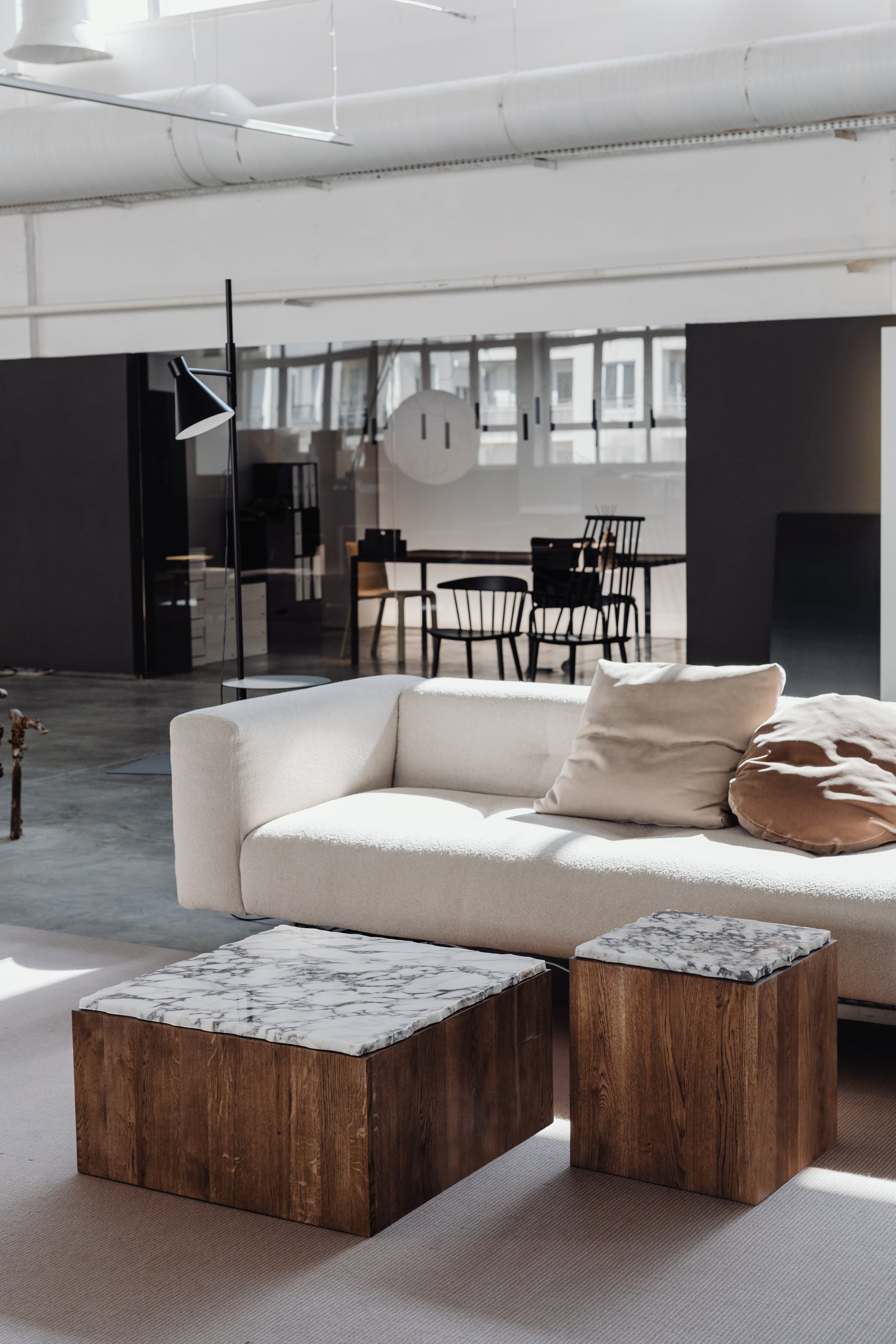 Pera Coffee Table — Medium