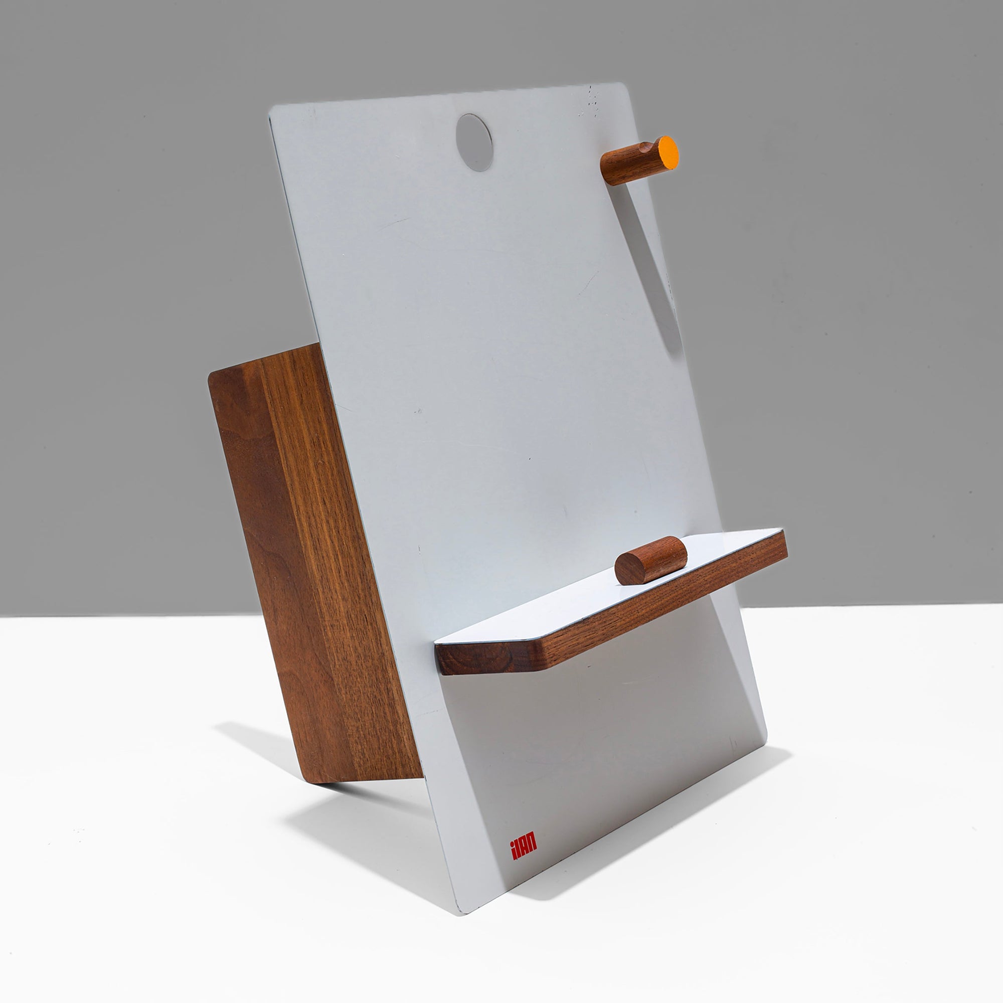 The Easel