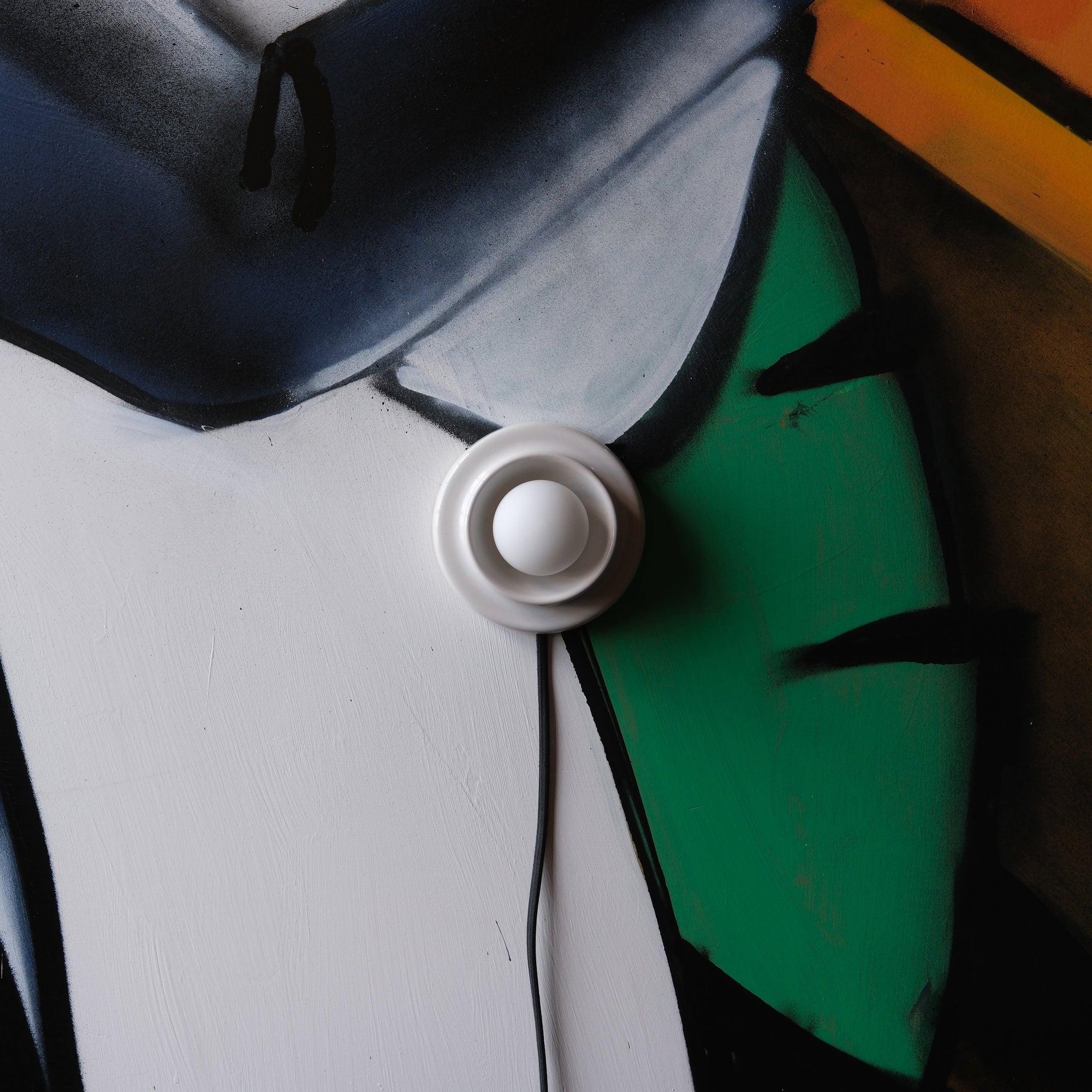 Q Sconce Lamp