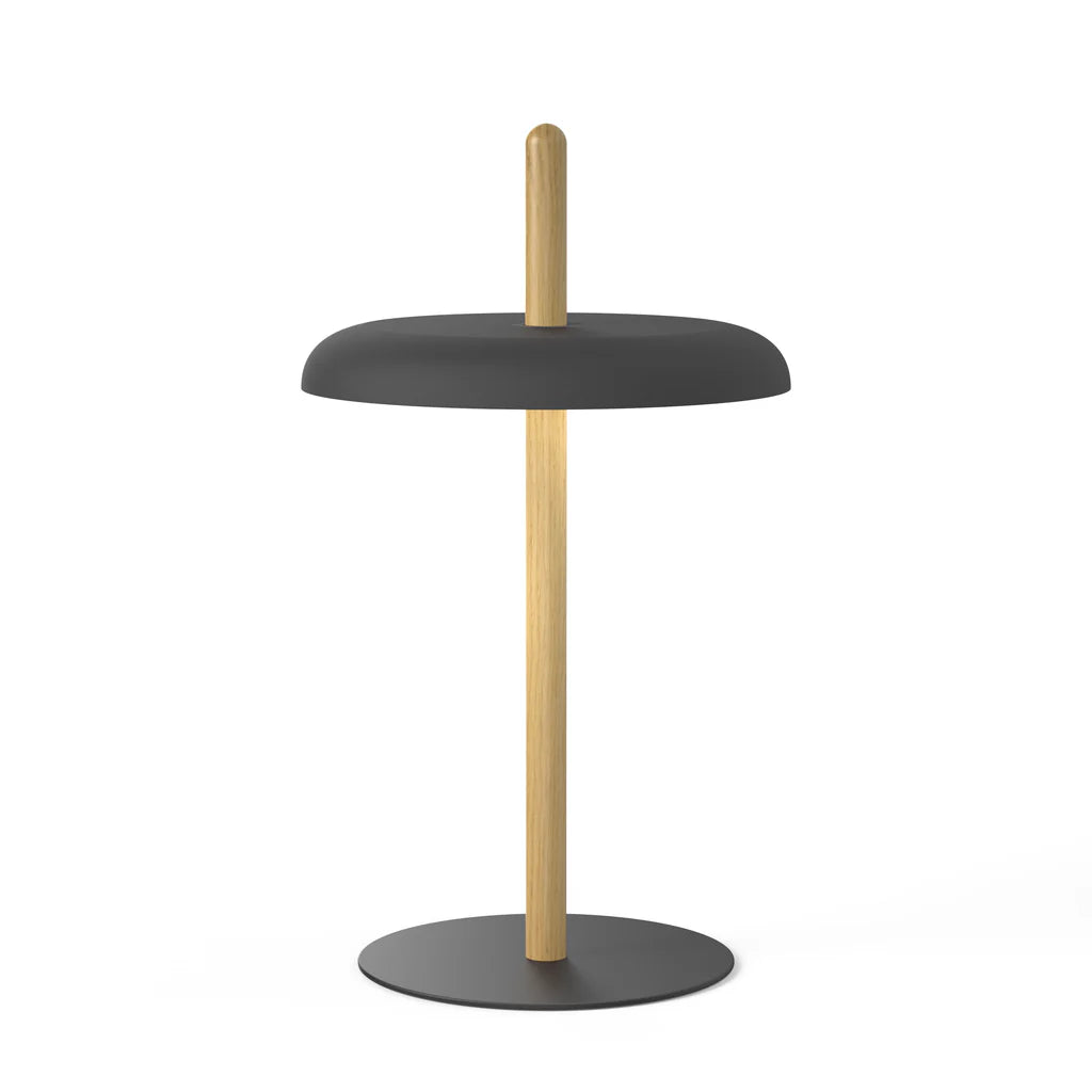 Nivél Portable Table Lamp