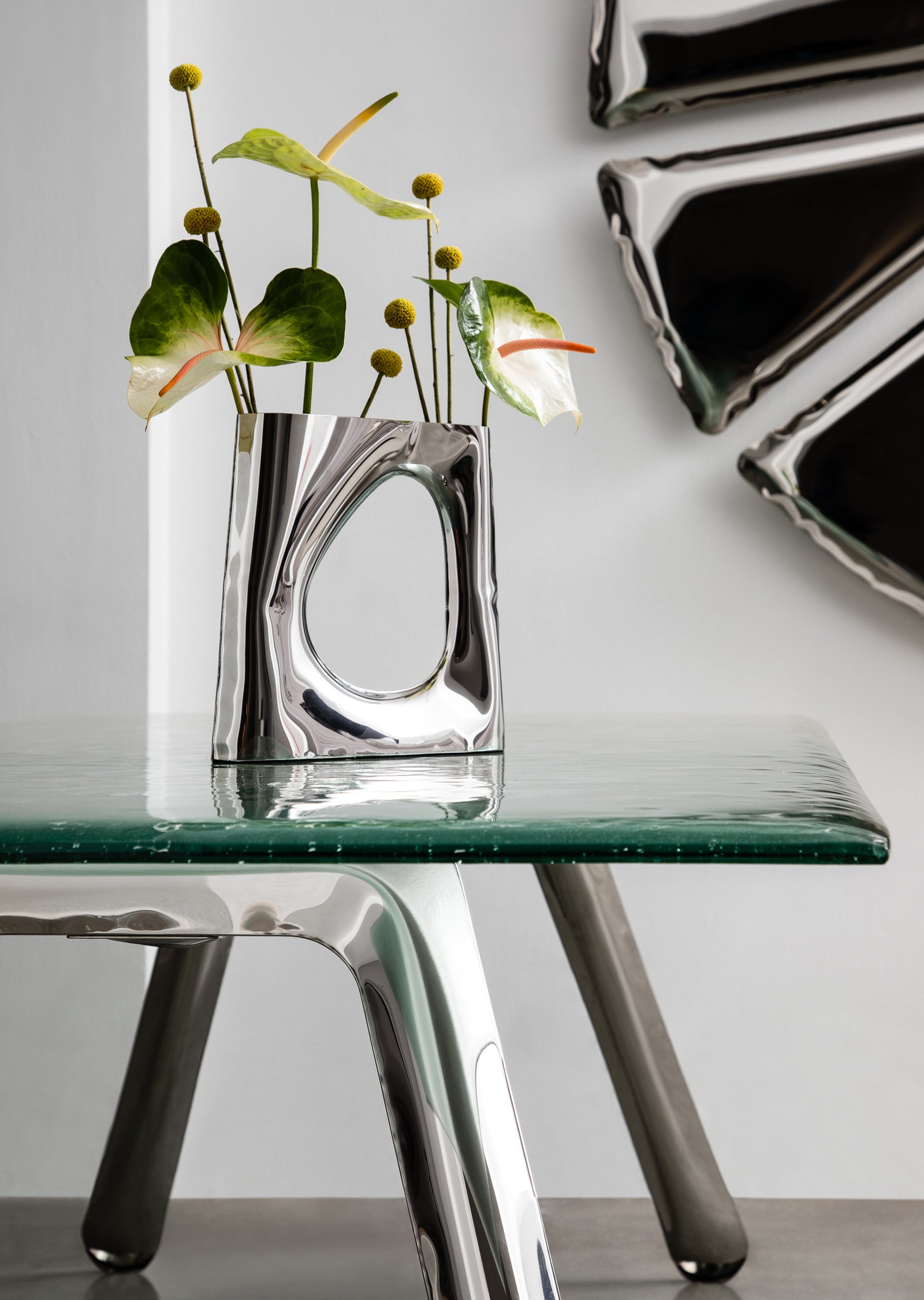 Karava Vase