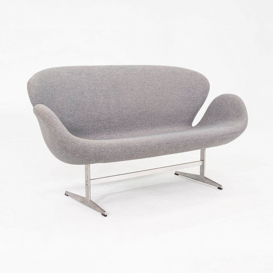 Swan Sofa