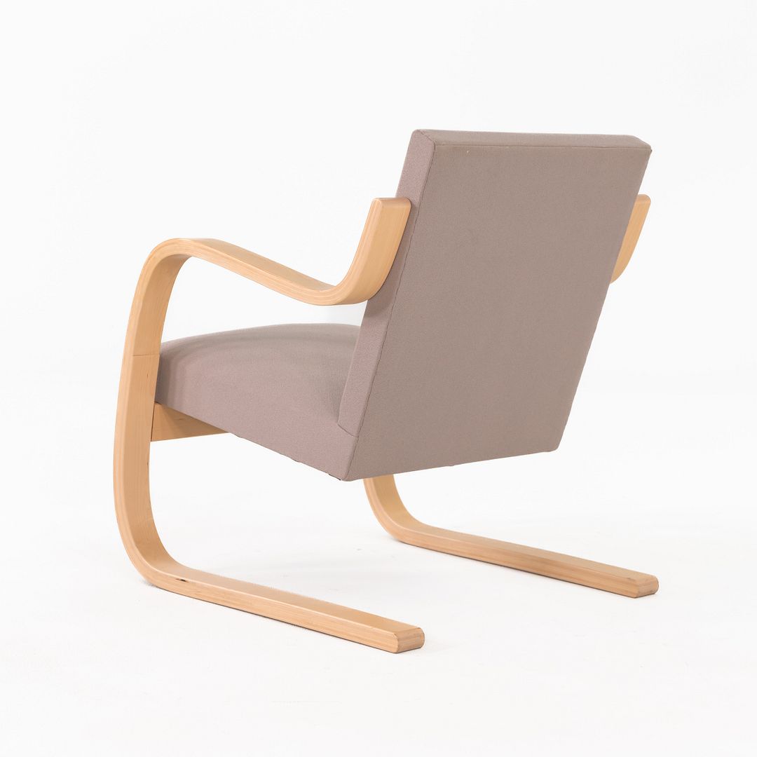 402 Lounge Chair