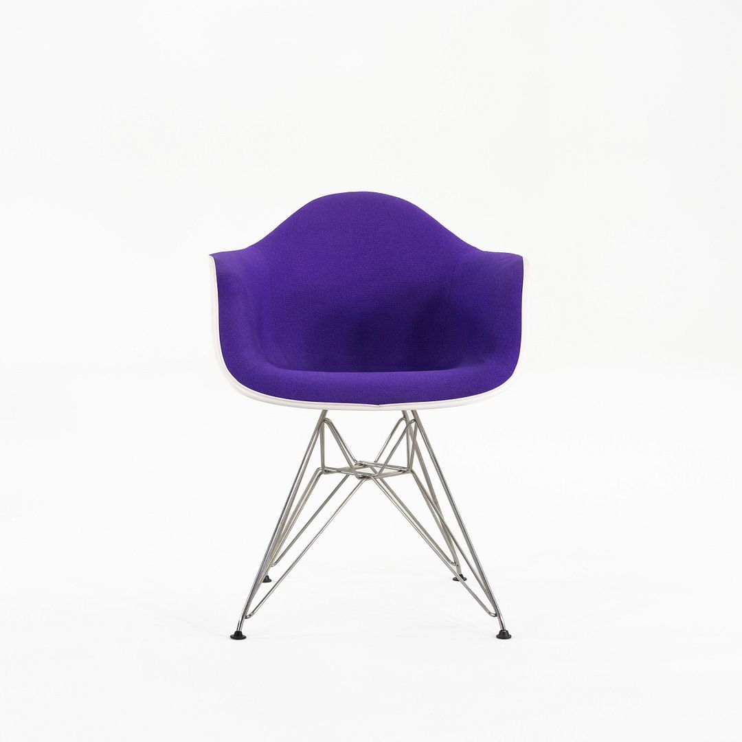 DAR Armchair