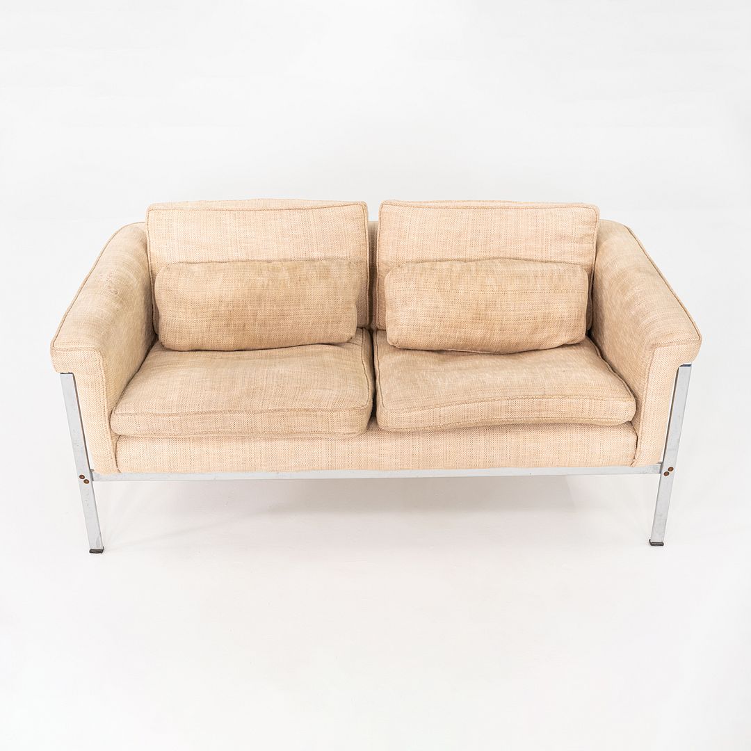 Model HB 6912 Sofa