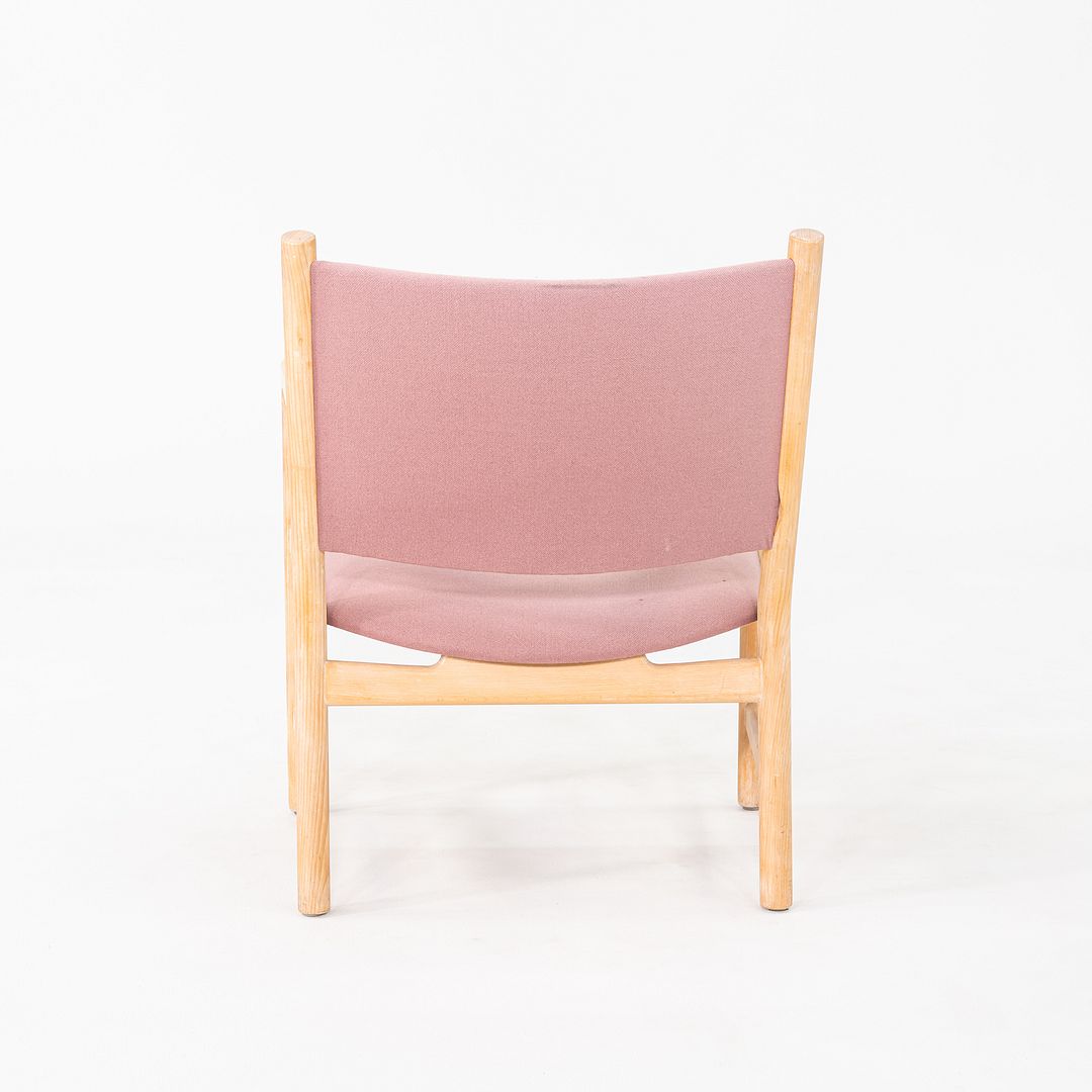 CH-52 Lounge Chair