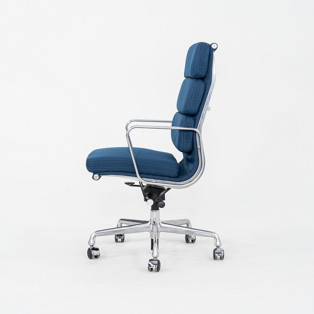 Soft Pad Executive Chair, Model EA437