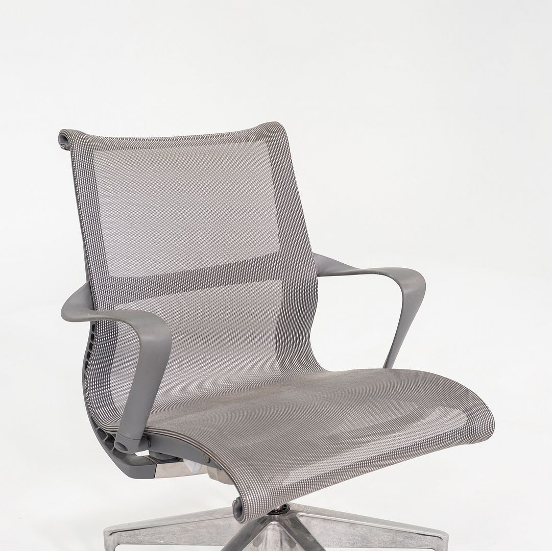 Setu Desk Chair