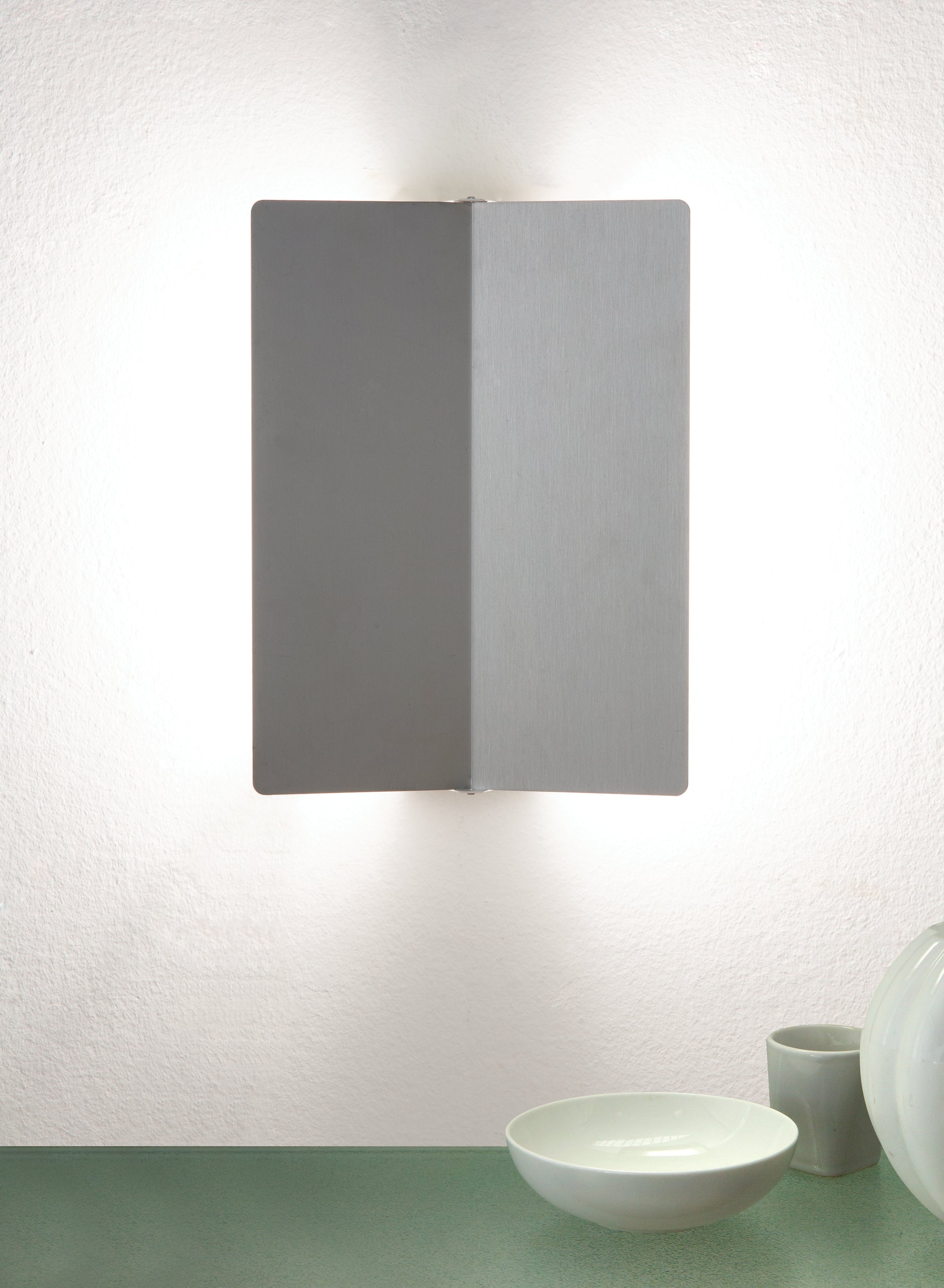 Applique à Volet Pivotant Plié Wall Lamp