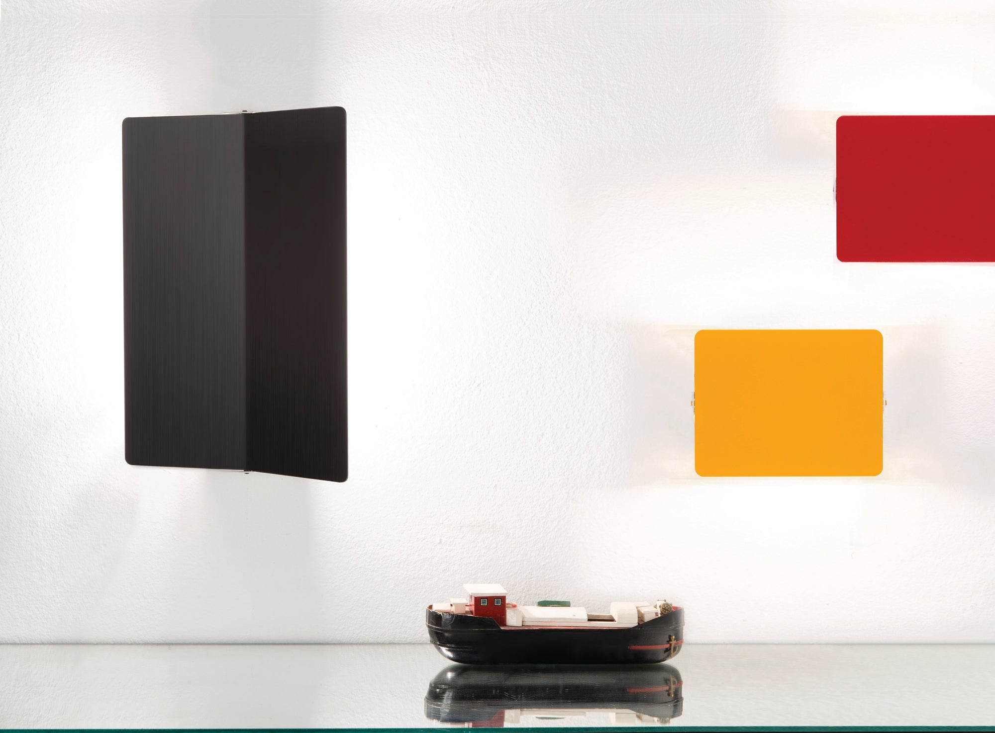 Applique à Volet Pivotant Plié Wall Lamp