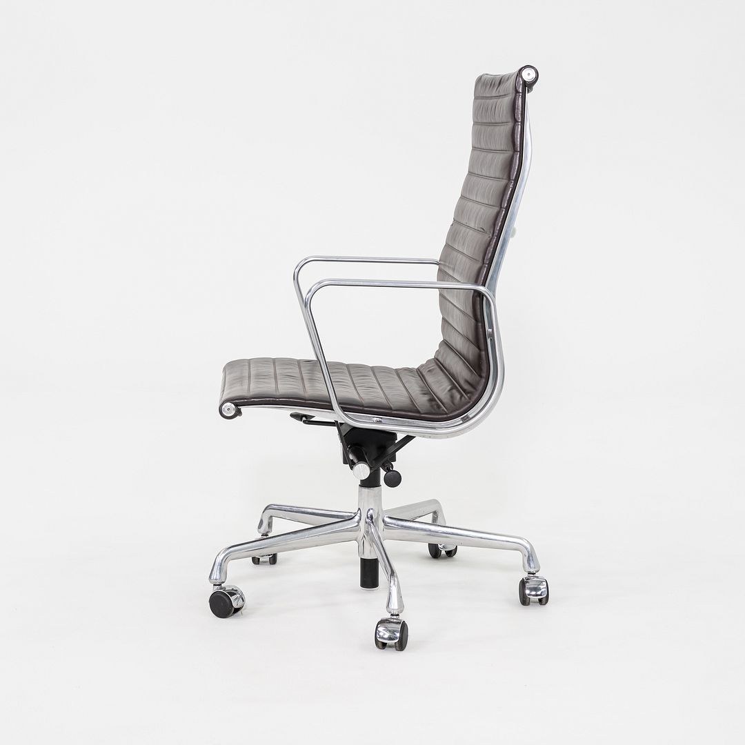 Aluminum Group Executive Desk Chair, Model EA337