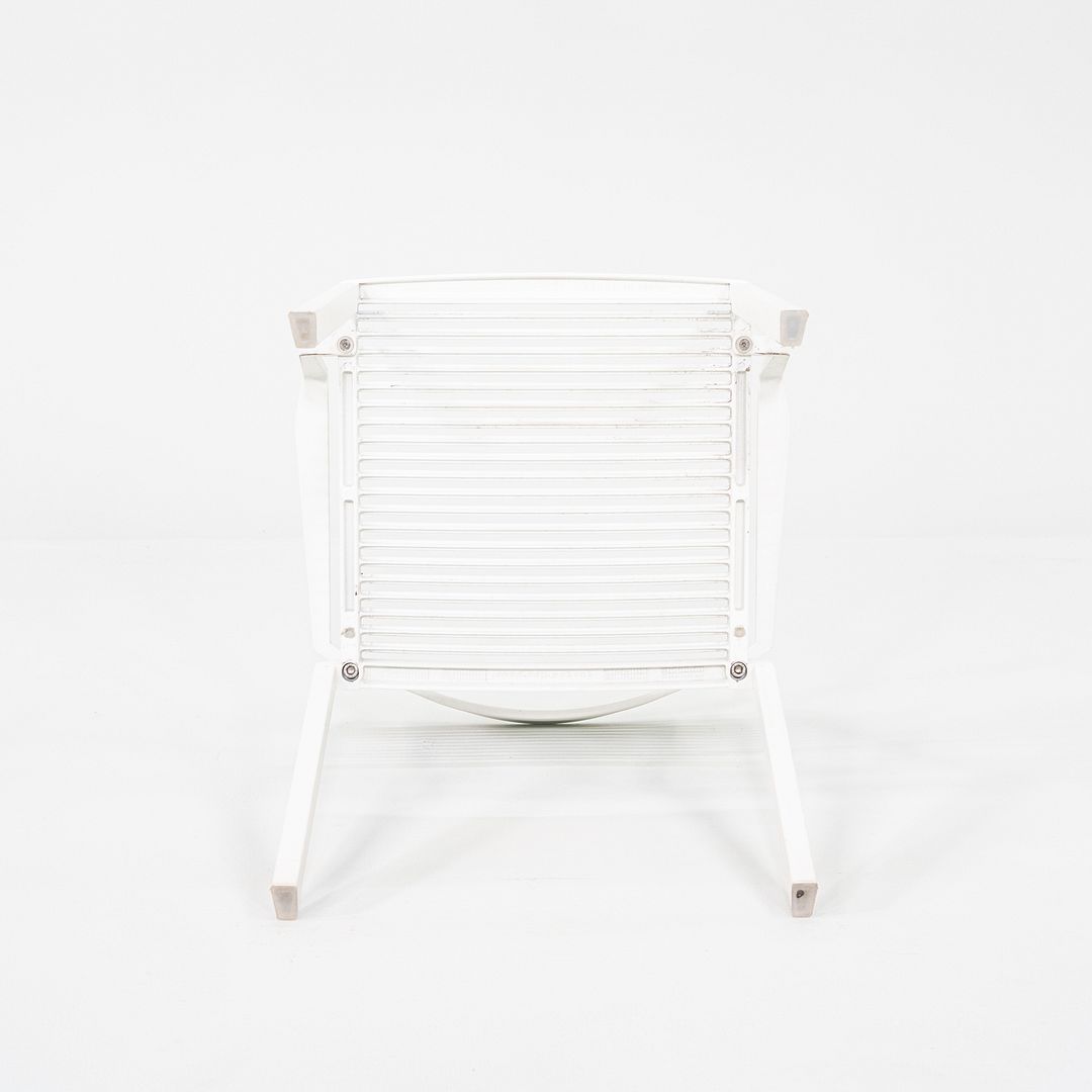 Easy Stackable Armchair