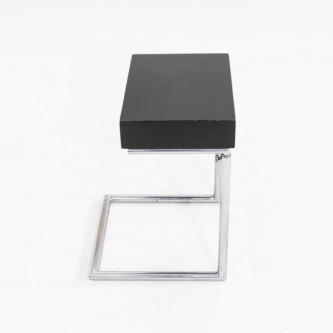 Bauhaus Side Table