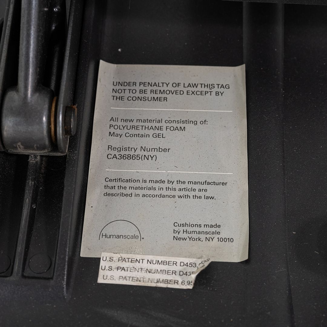 Freedom Desk Chair
