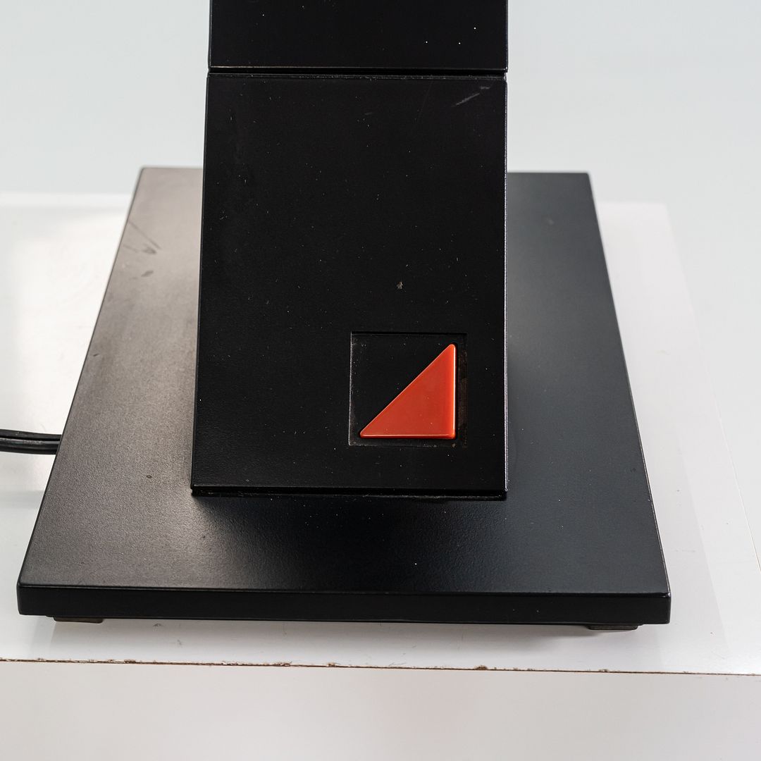 Zig Zag Table Lamp