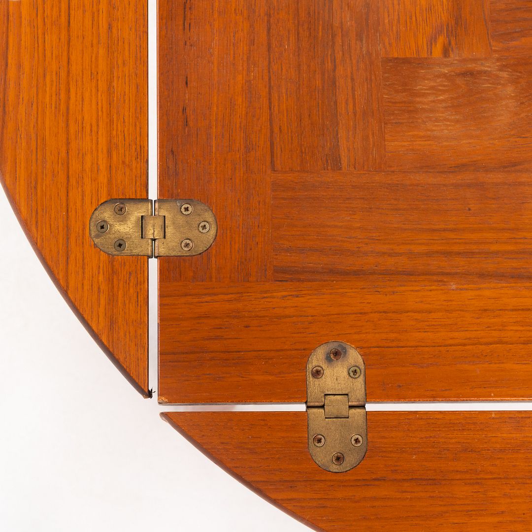 Butler's End Table