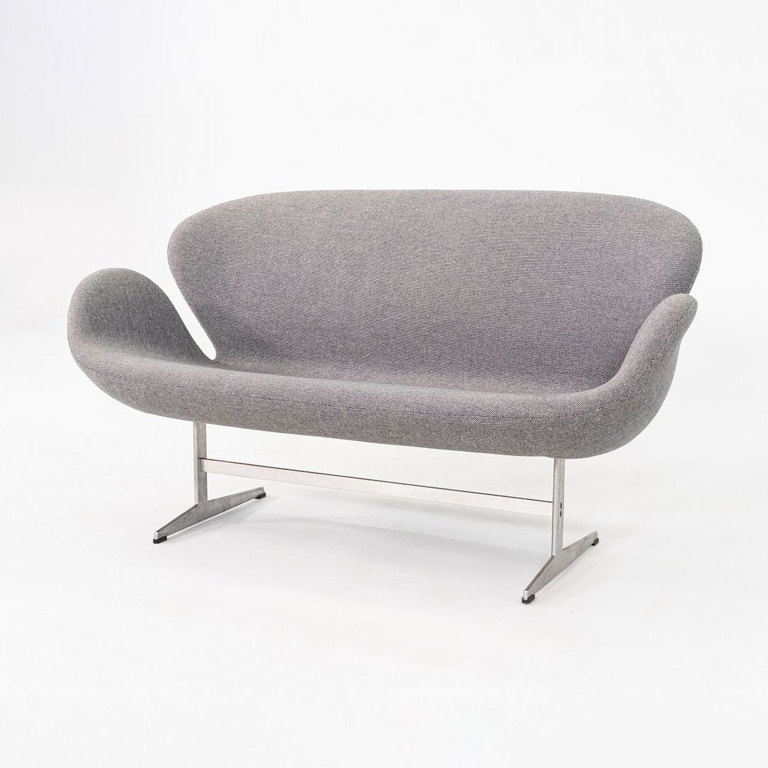 Swan Sofa