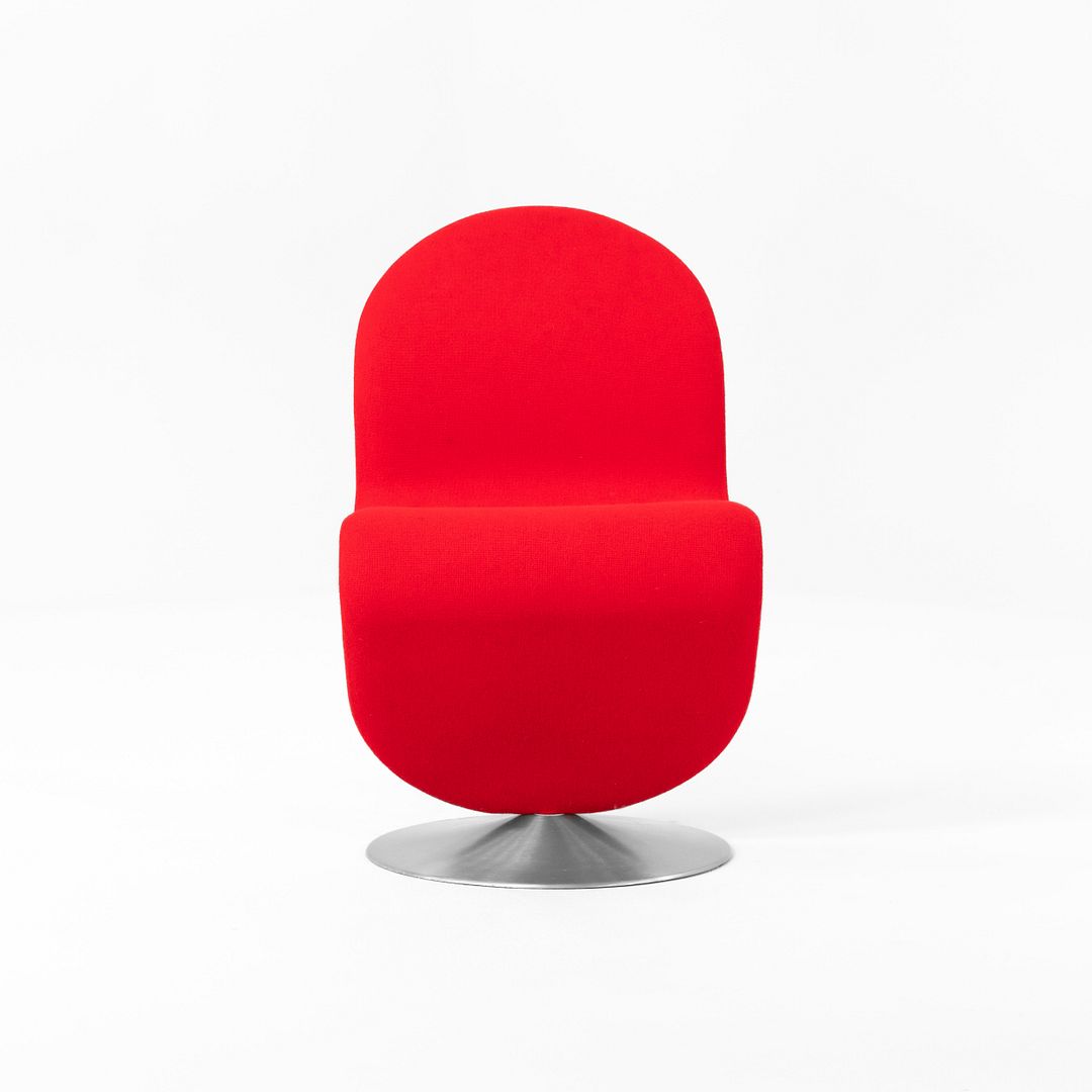 System 1-2-3 Dining Chair Standard - Round Base