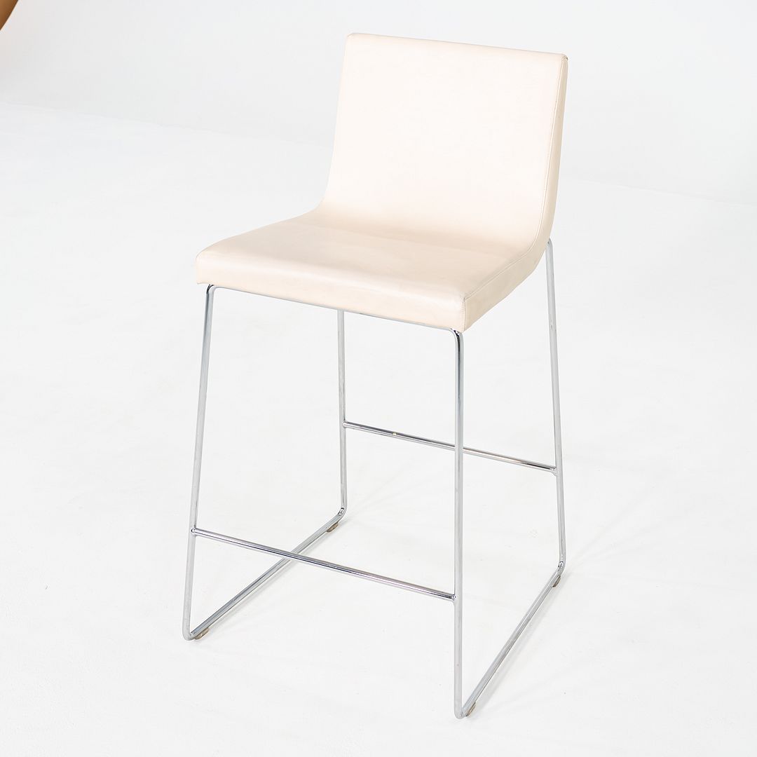 Lineal Comfort Counter Stool