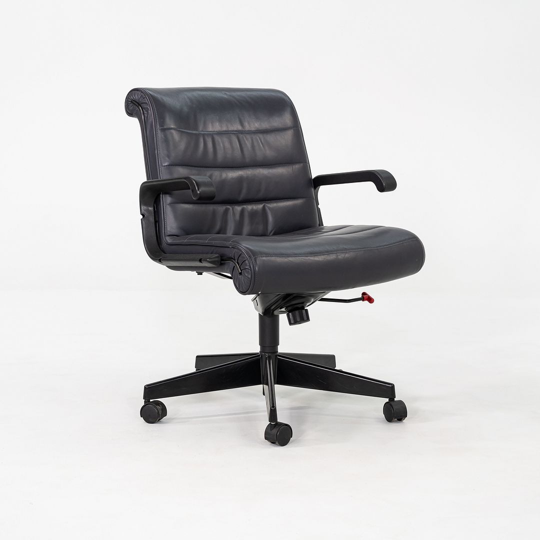 Management Desk Chair