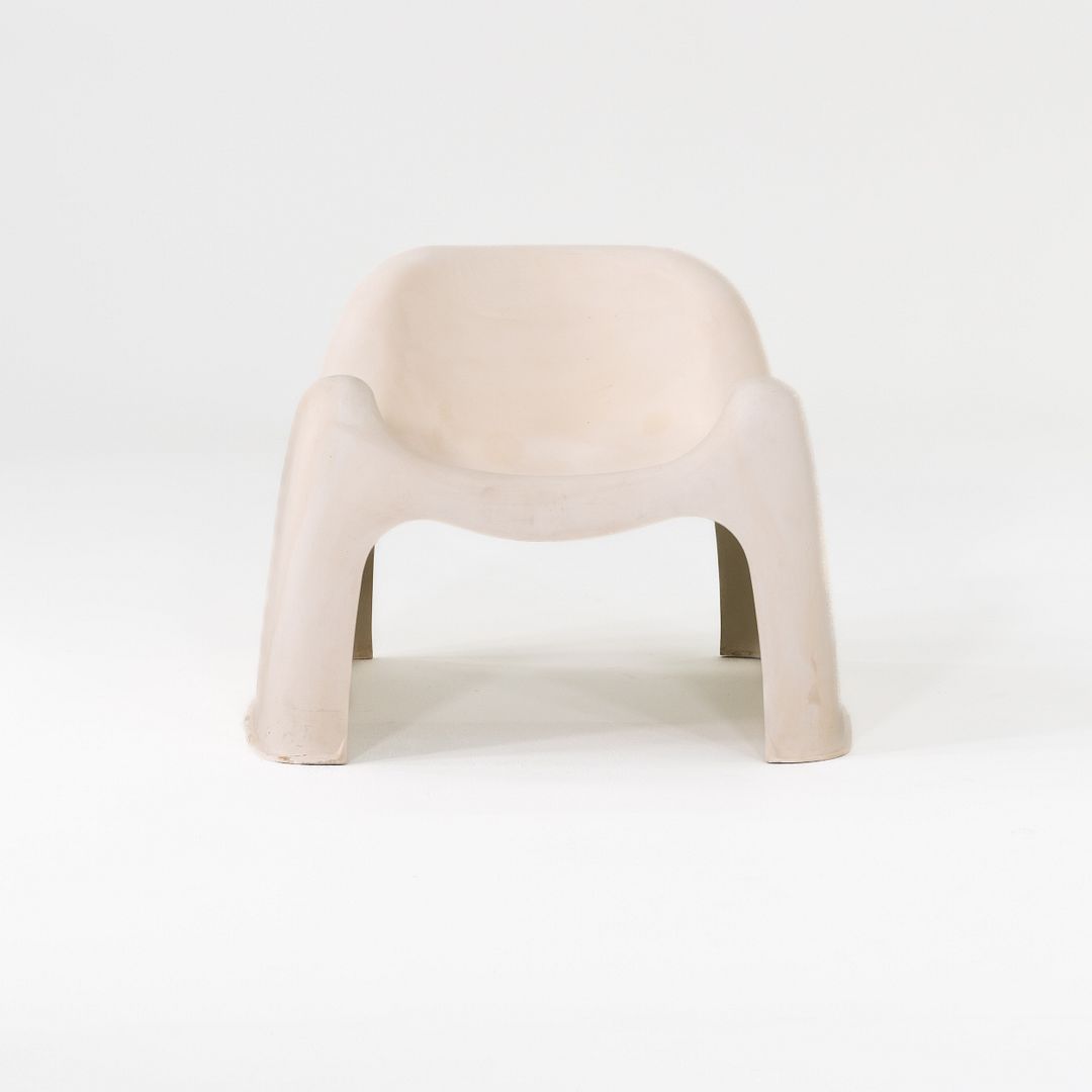 Toga Lounge Chair