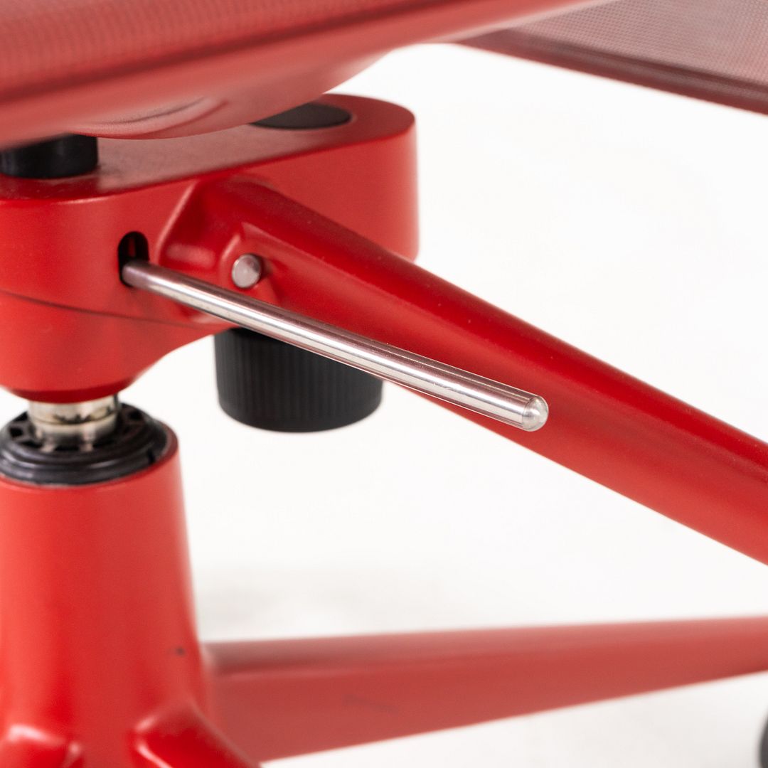 434 Rollingframe Desk chair