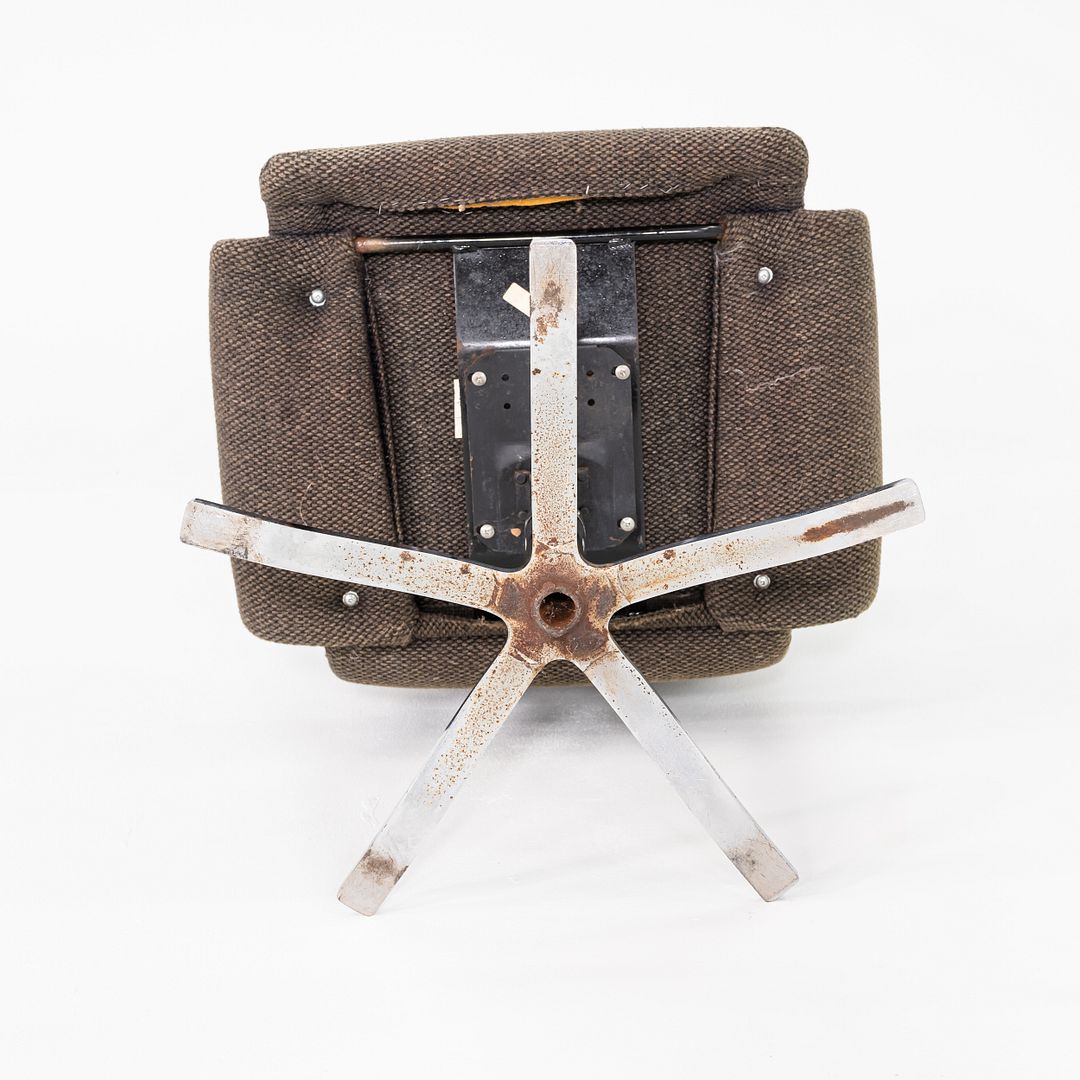 Cobra Armchair