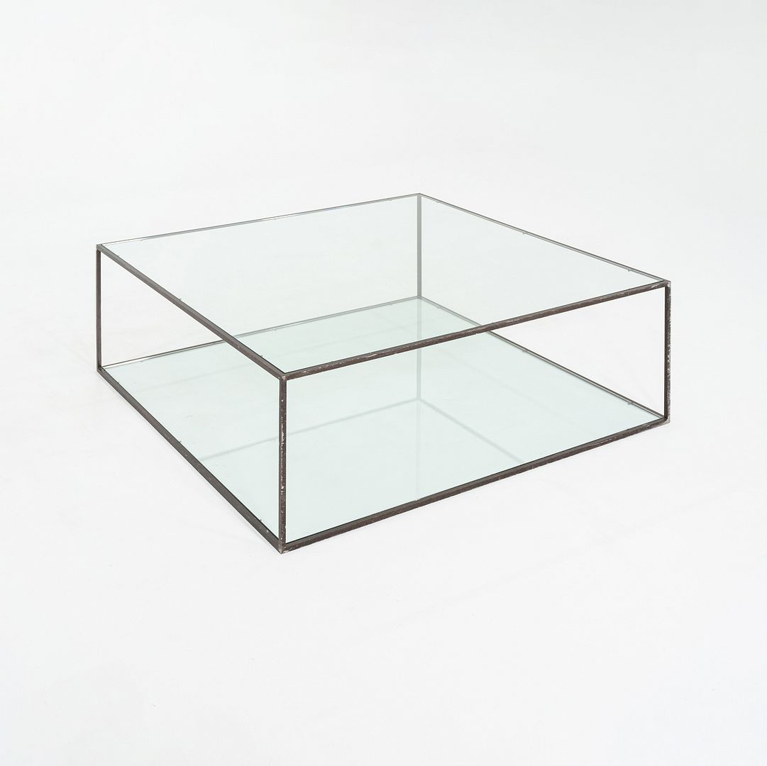 Large Alberto Table