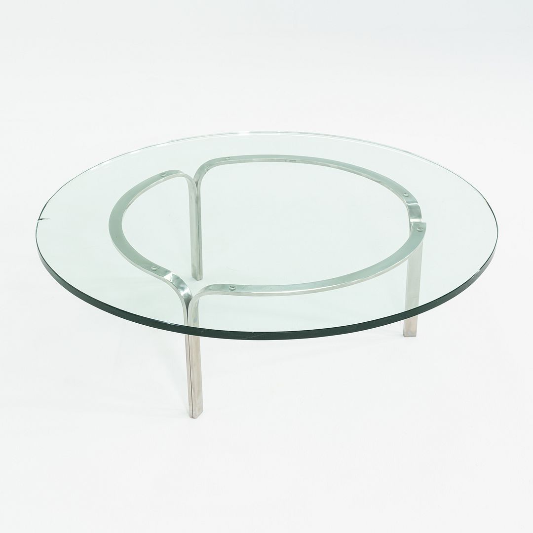 Ribbon Table