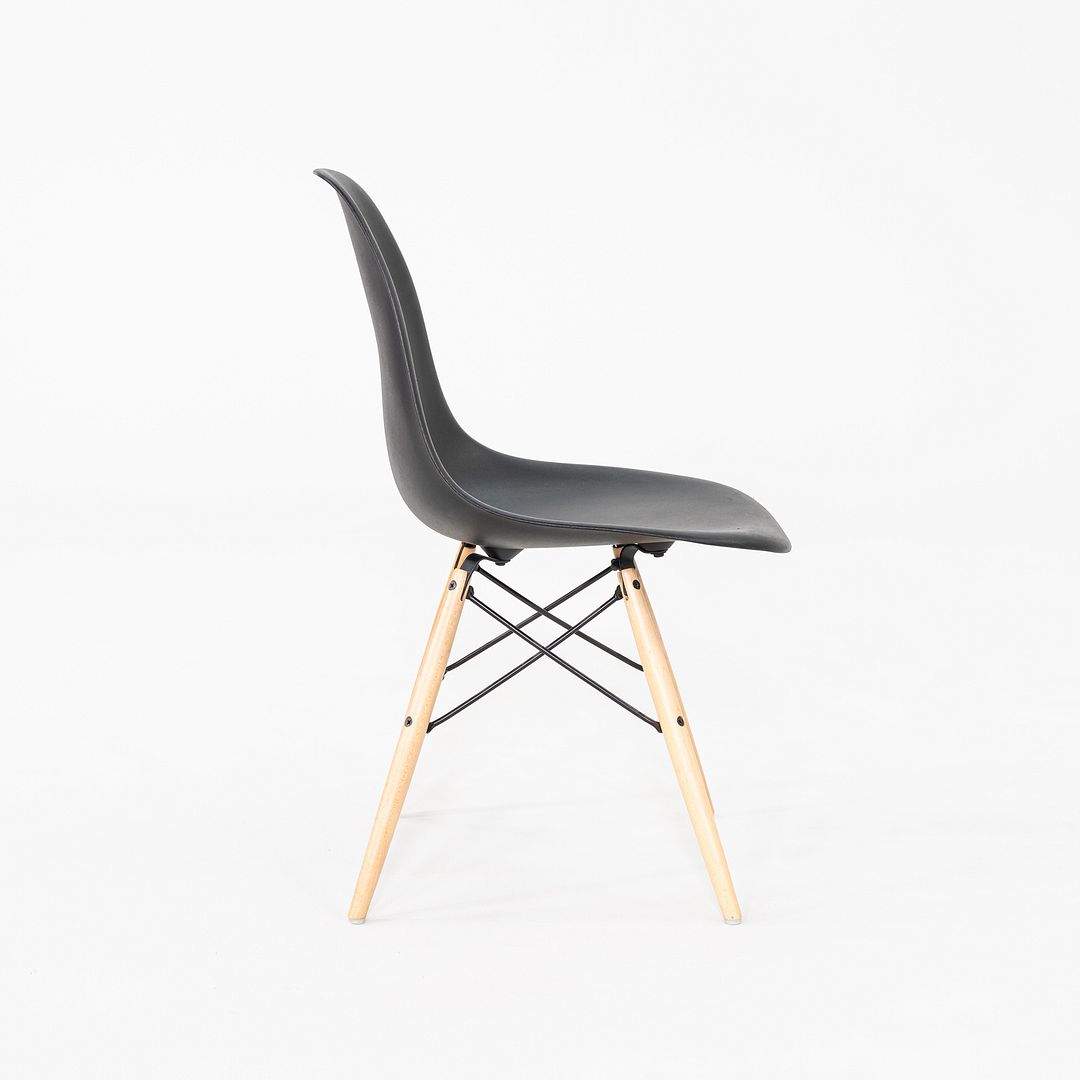 DSW Side Chair with Dowel Base