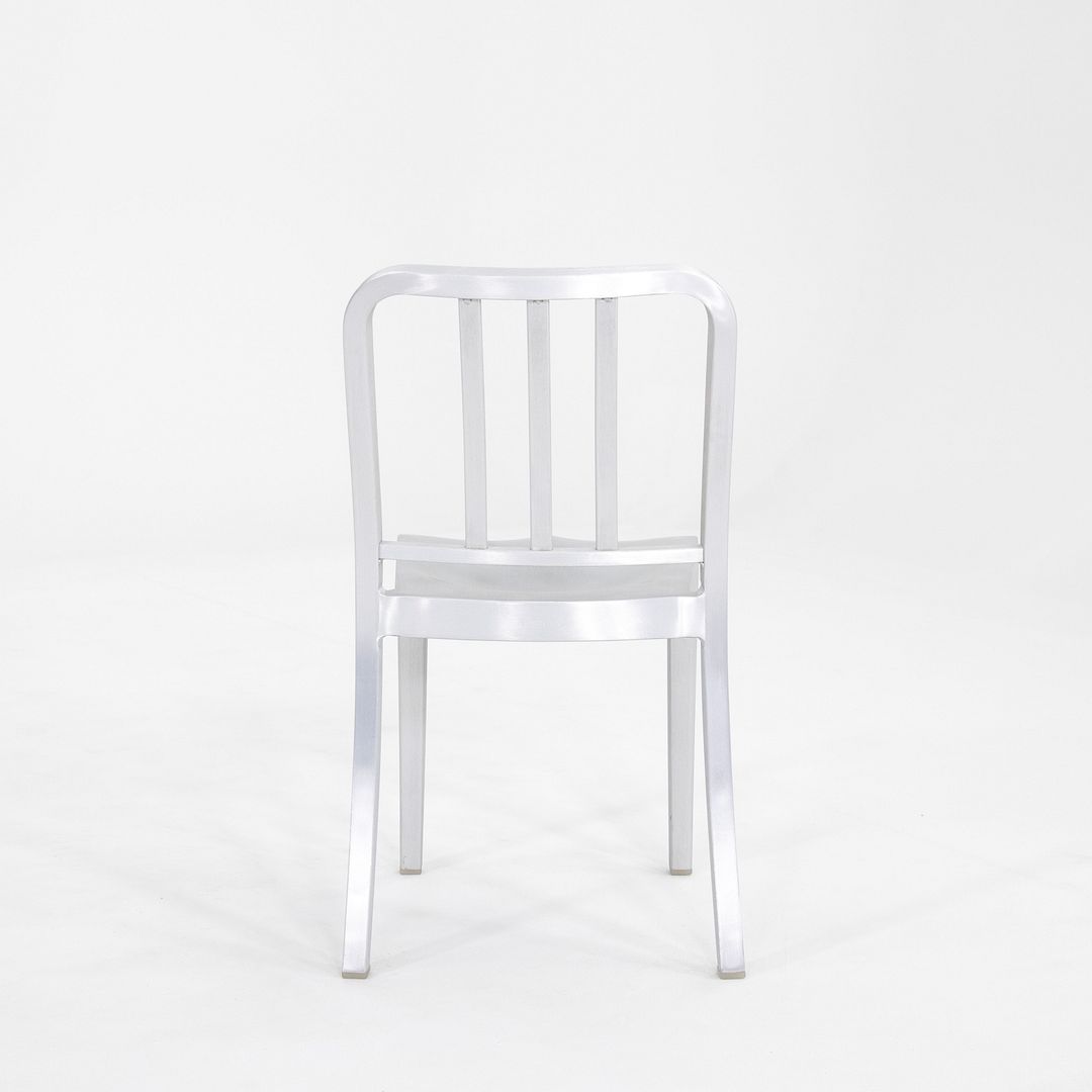 1006 Heritage Stacking Chair