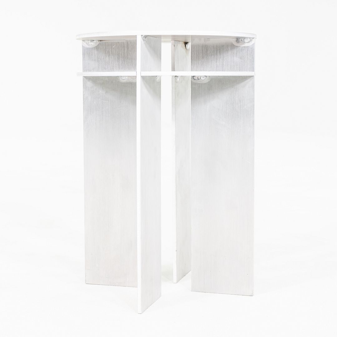 NM13 Stool