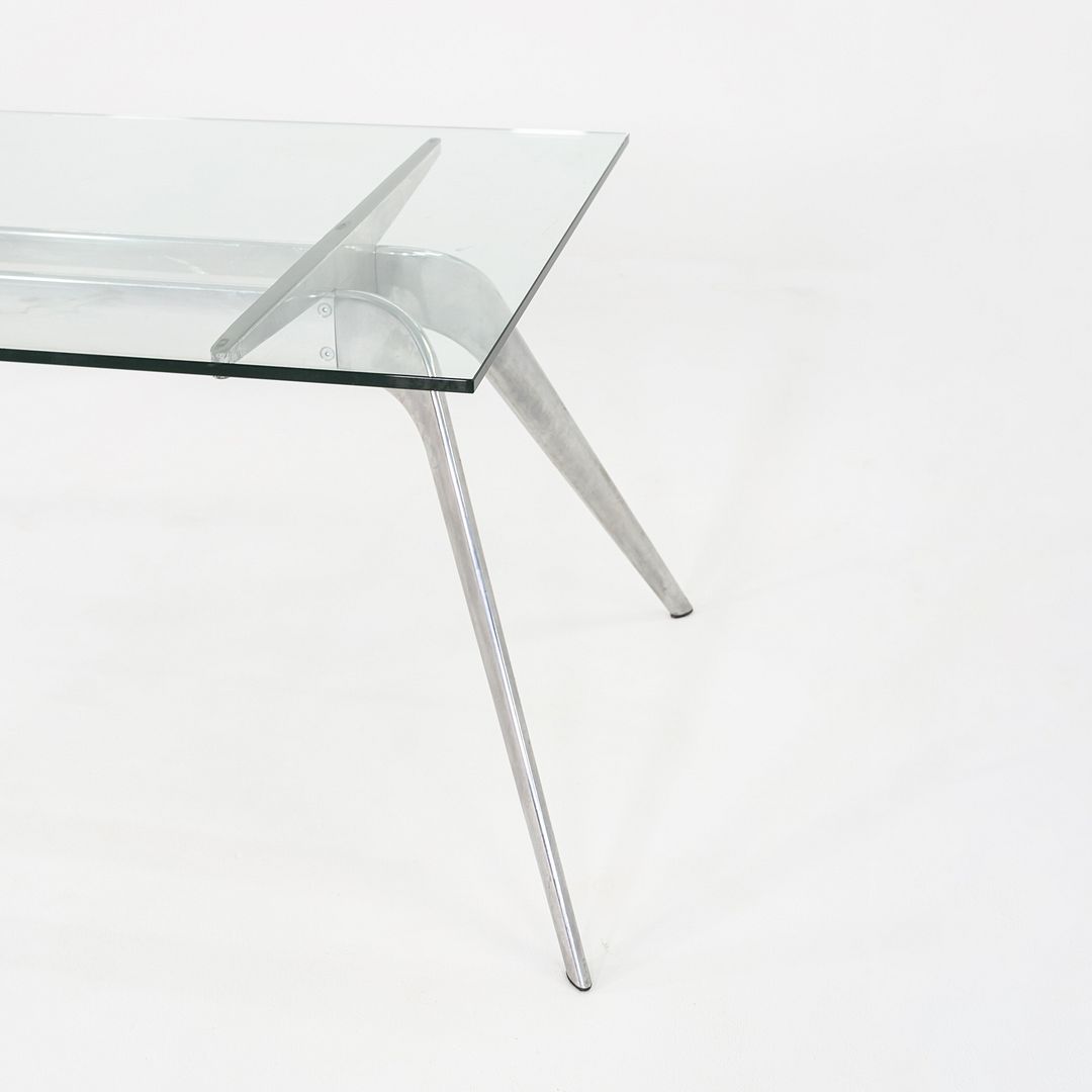 T No.1 Table