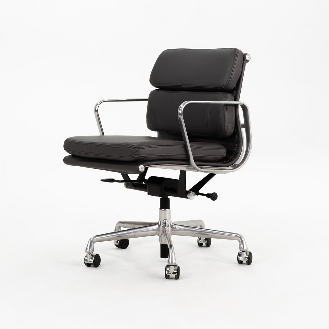 Aluminum Group Soft Pad Management Desk Chair, Model EA435