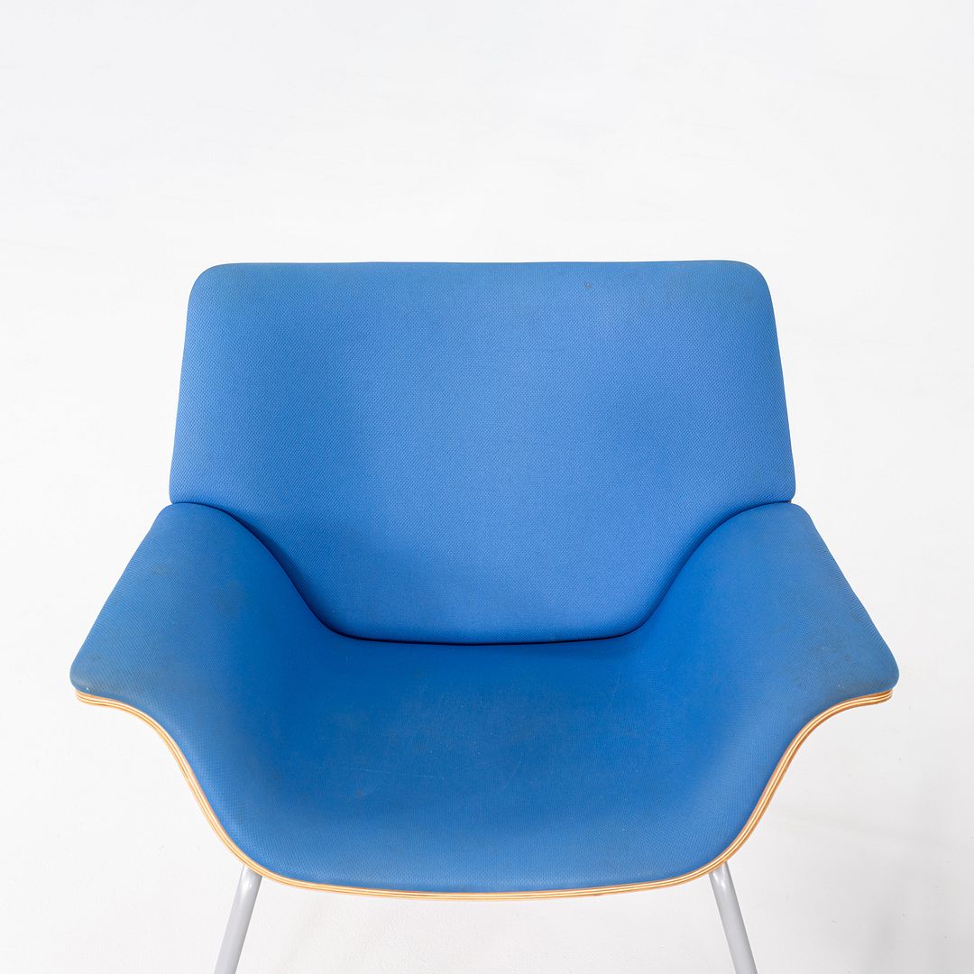 Swoop Lounge Chair