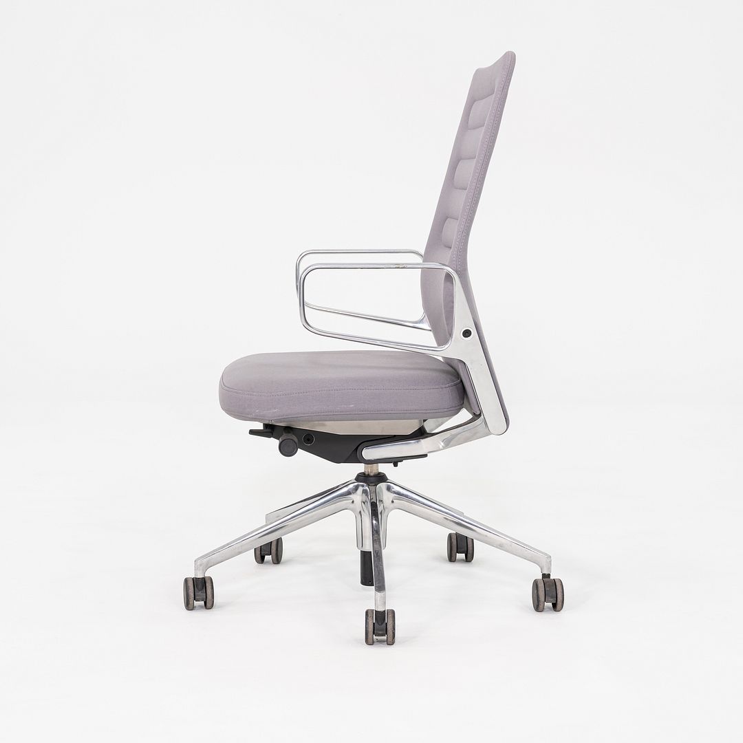 AC 5 Desk Chair